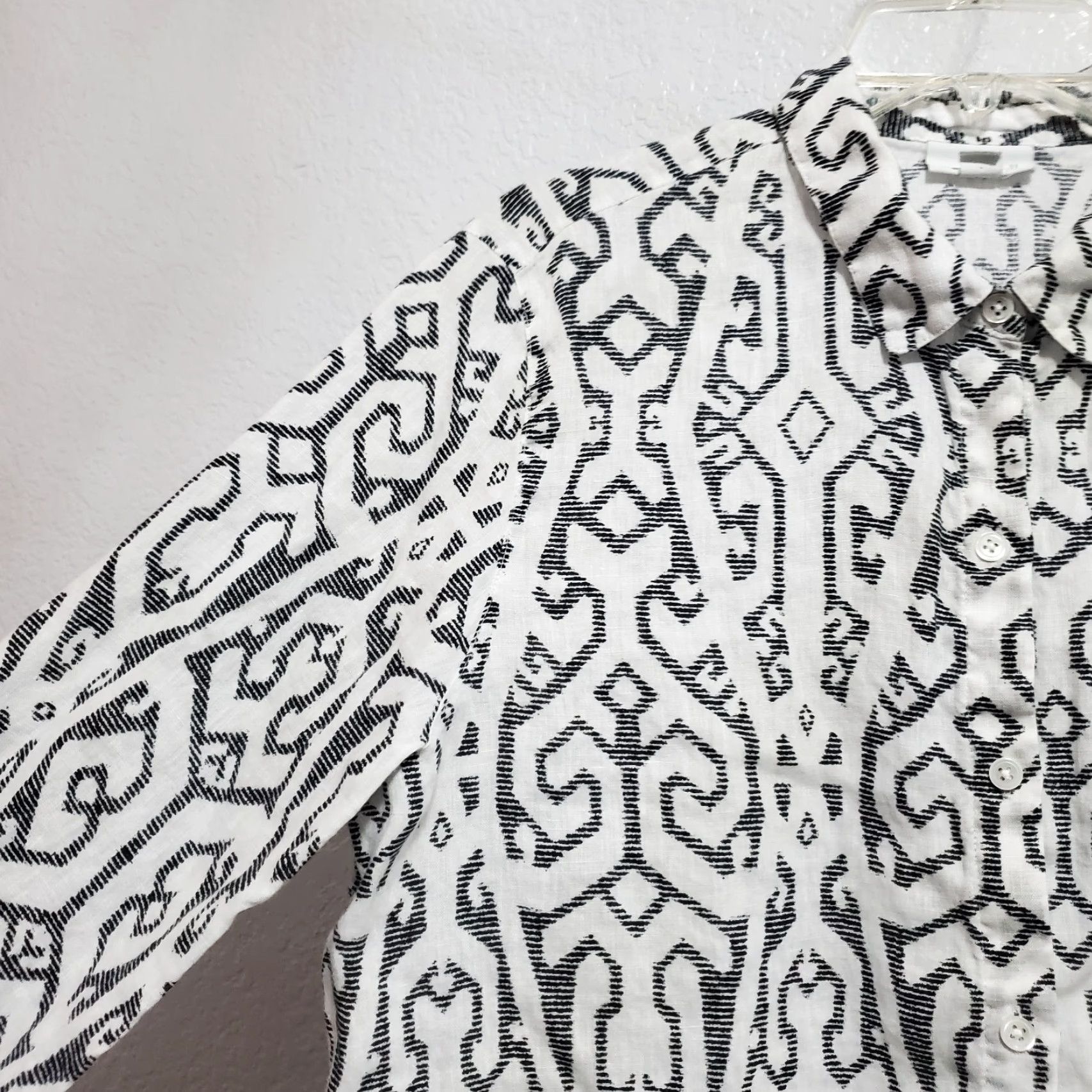 J. Jill VINTAGE J Jill Love Linen Top Women L White Black Geo Print Collared Button Down Relaxed Size L / US 10 / IT 46 - 5 Thumbnail
