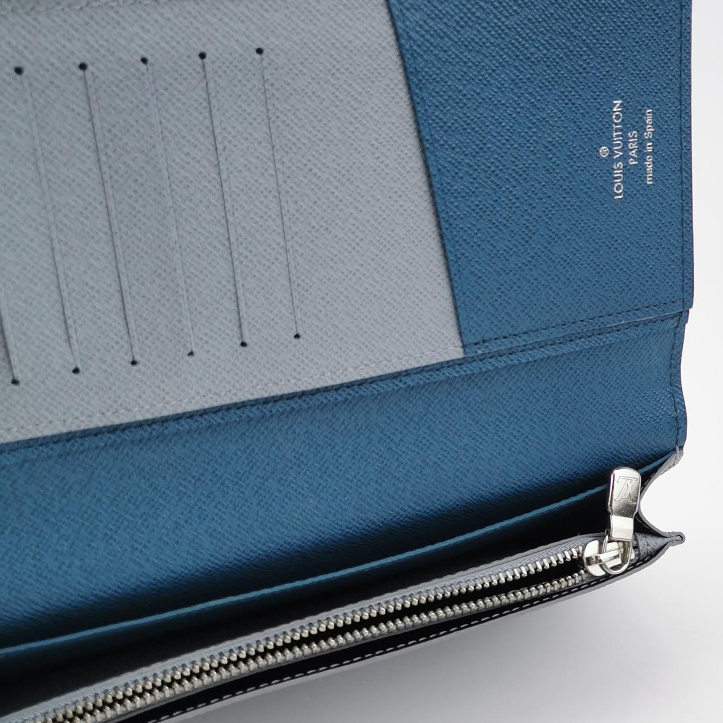 Louis Vuitton Louis Vuitton (LV) Brazza cowhide color matching water ripp Size ONE SIZE - 2 Thumbnail