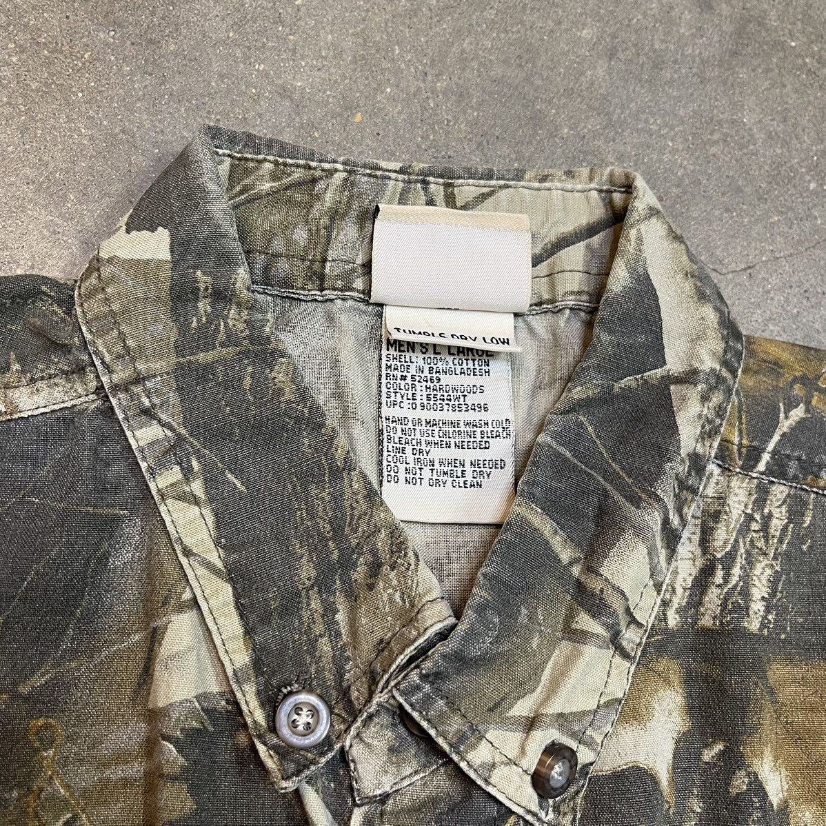 Woolrich Woolen Mills Vintage Woolrich Realtree Hardwoods Camo Button Shirt Size US L / EU 52-54 / 3 - 8 Thumbnail