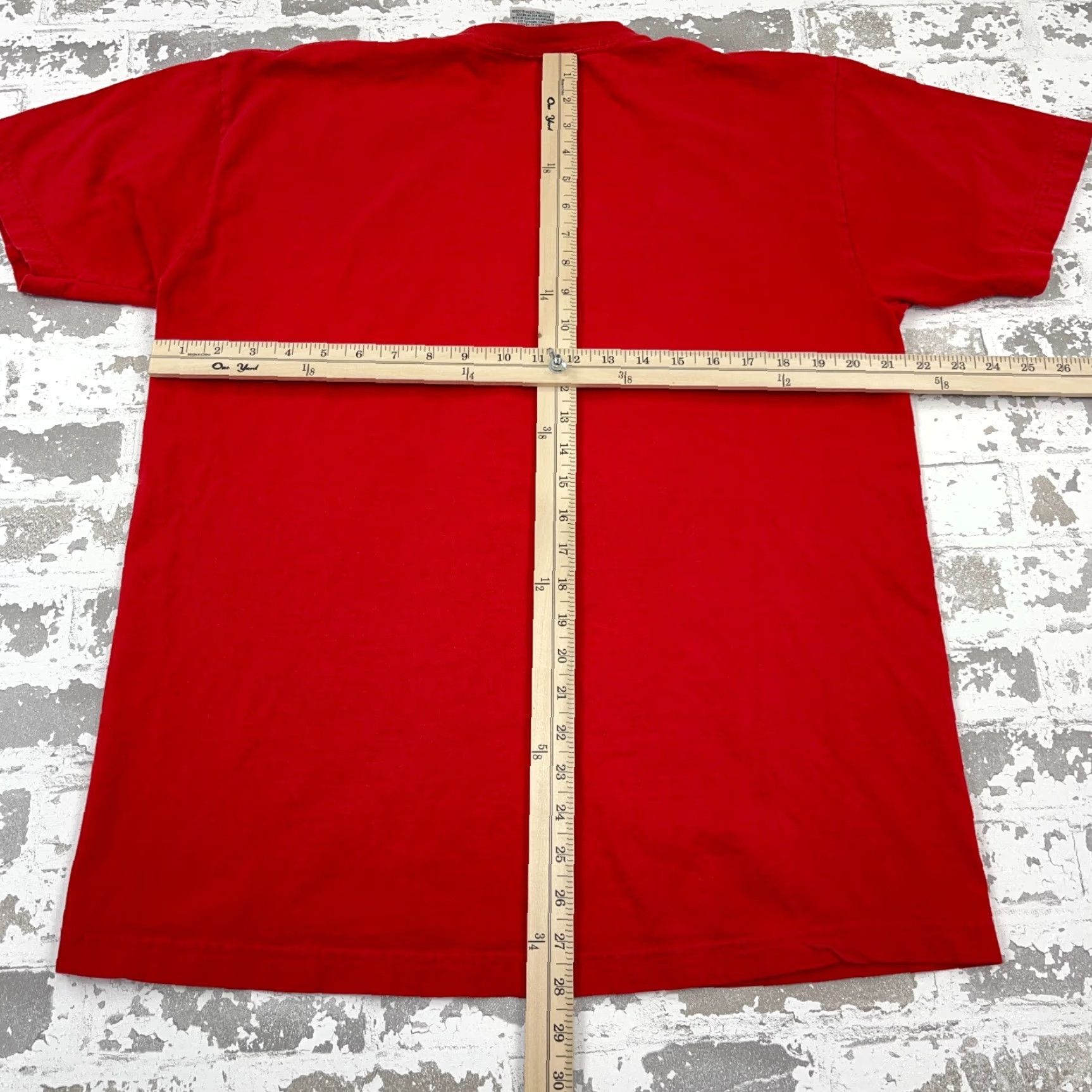 Tommy Hilfiger VINTAGE Tommy Hilfiger Shirt Men M Red Tee Spell Out Flag USA 90s Y2K Adult Size US M / EU 48-50 / 2 - 5 Thumbnail