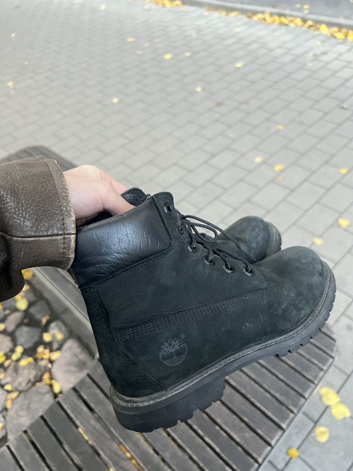 Timberland Offers🤝(38)Timberland wom. Black Boots Size US 8 / IT 38 - 2 Thumbnail