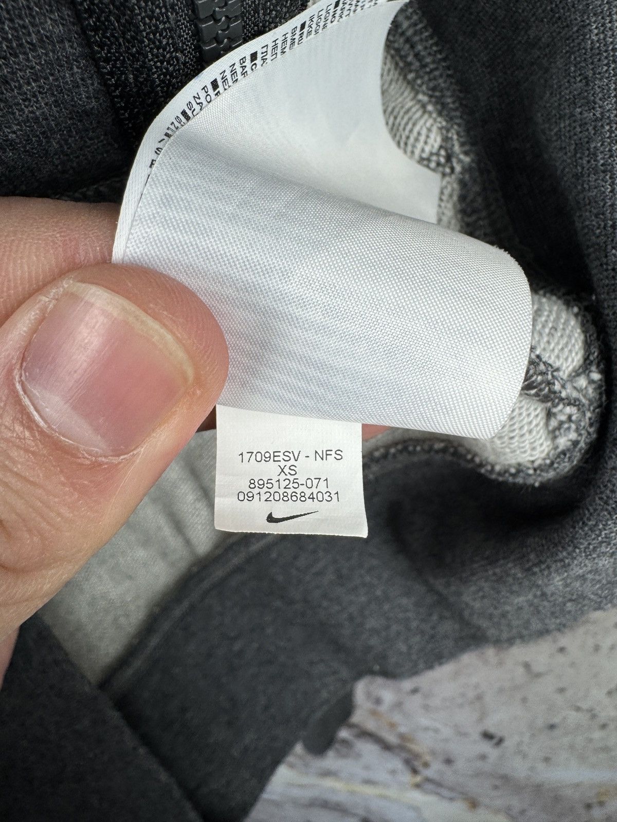 Nike Men’s Nike Gray Zip-Up Hoodie Streetwear Size XS Size US XS / EU 42 / 0 - 7 Thumbnail