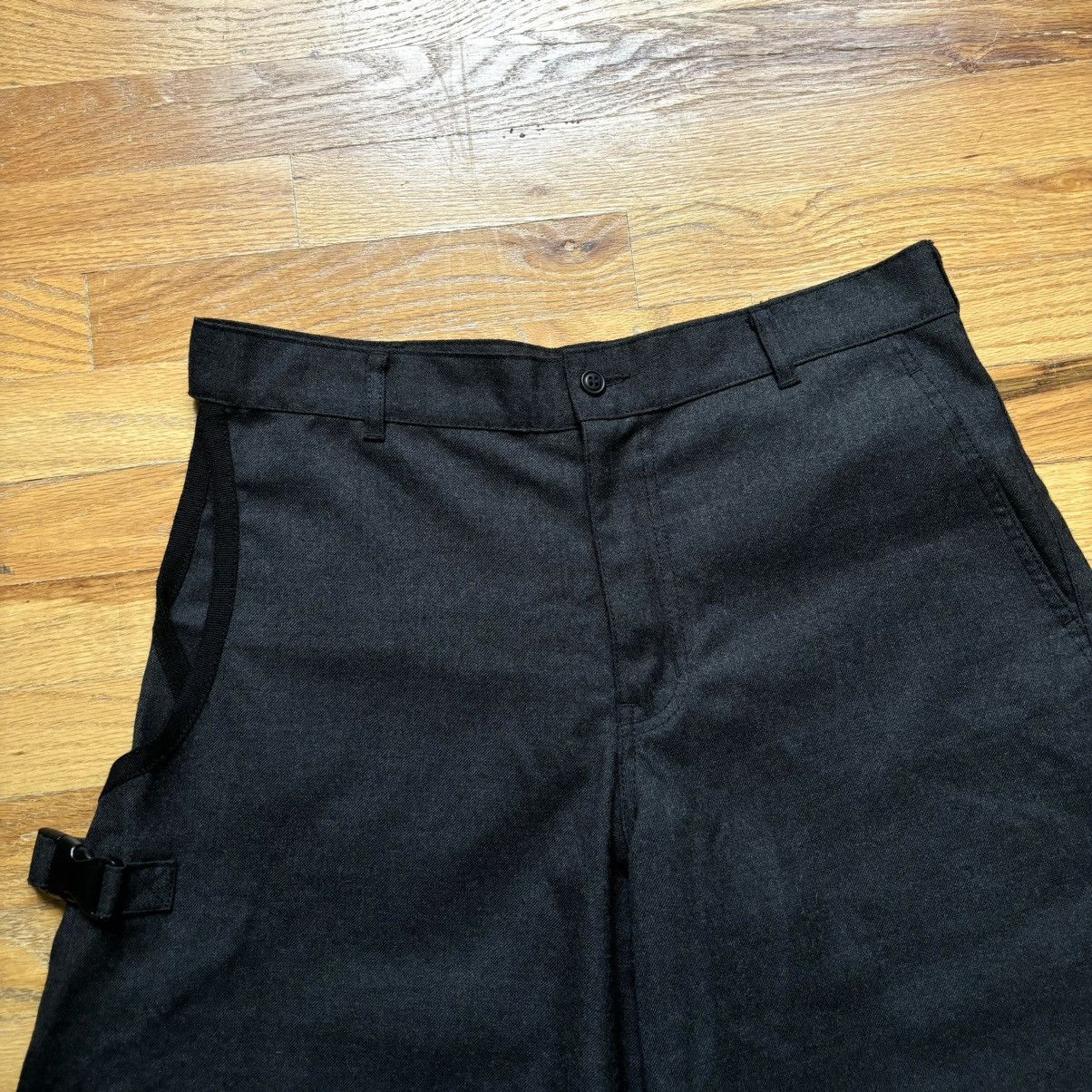 Comme des Garcons Homme Plus SS2010 Wool Side Buckle Shorts Size US 30 / EU 46 - 2 Thumbnail