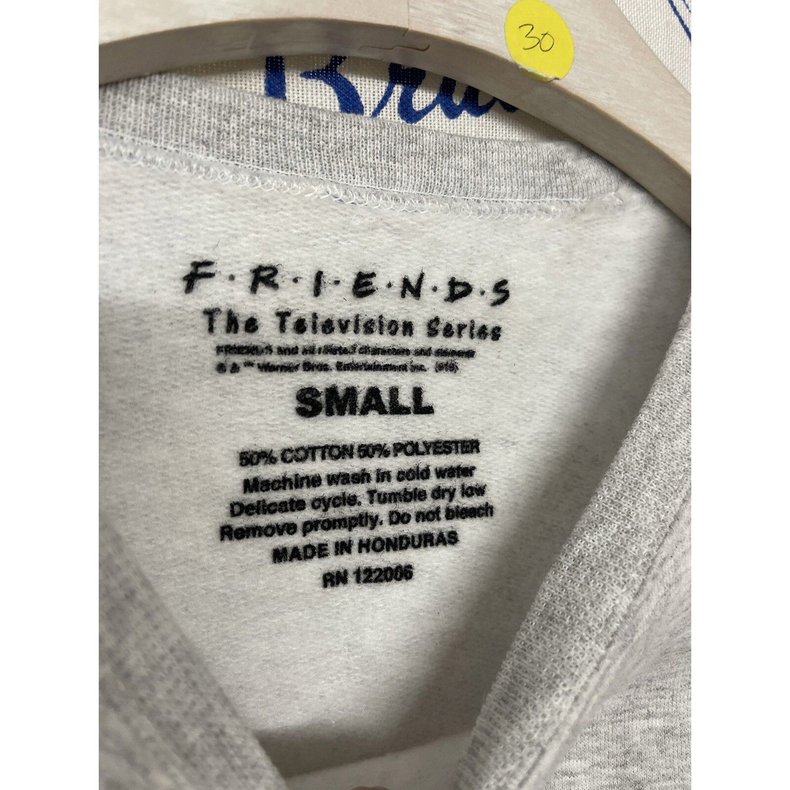 Other VTG Y2K FRIENDS SITCOM CREWNECK SWEATER SHIRT GRAY OFFICIAL Size US S / EU 44-46 / 1 - 3 Thumbnail