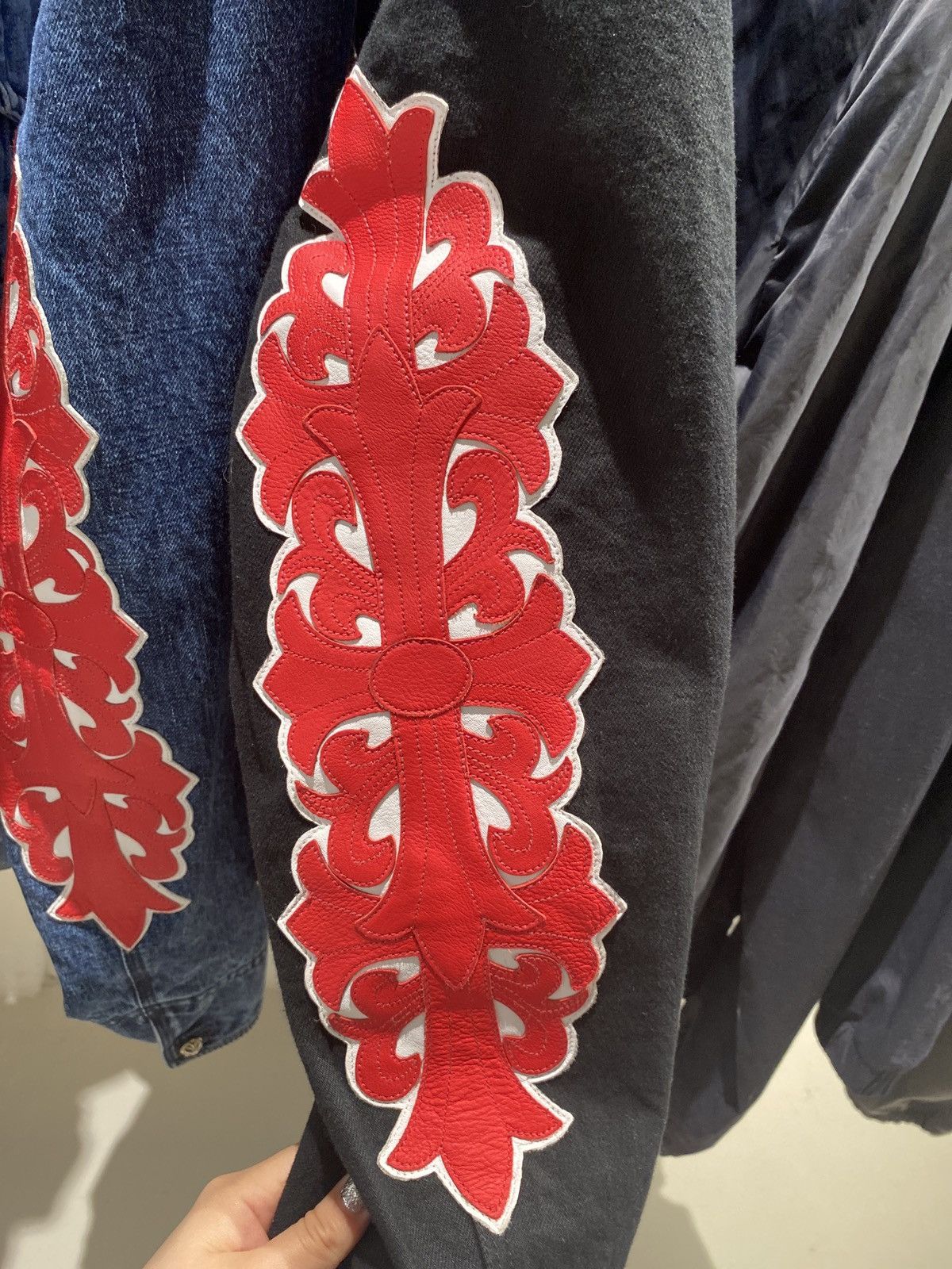 Chrome Hearts Chrome Hearts Floral Cross Leather Patch Black Denim Jacket Size US L / EU 52-54 / 3 - 4 Thumbnail