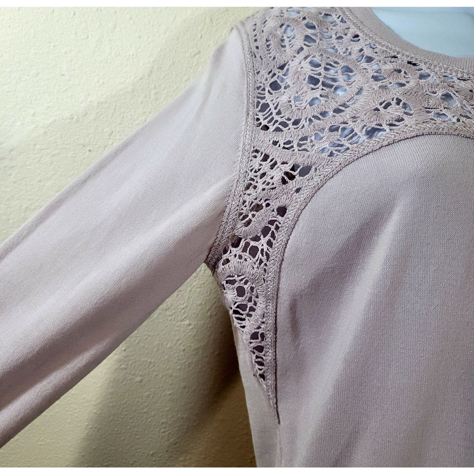 Other CAbi Lilac Light Purple Crochet Collar Cardigan Sweater S Size S / US 4 / IT 40 - 6 Thumbnail