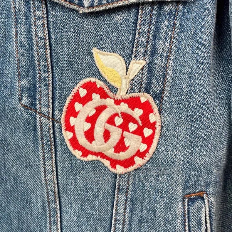 Gucci Gucci Valentine's Day limited apple embroidered denim jack Size XS / US 0-2 / IT 36-38 - 3 Thumbnail