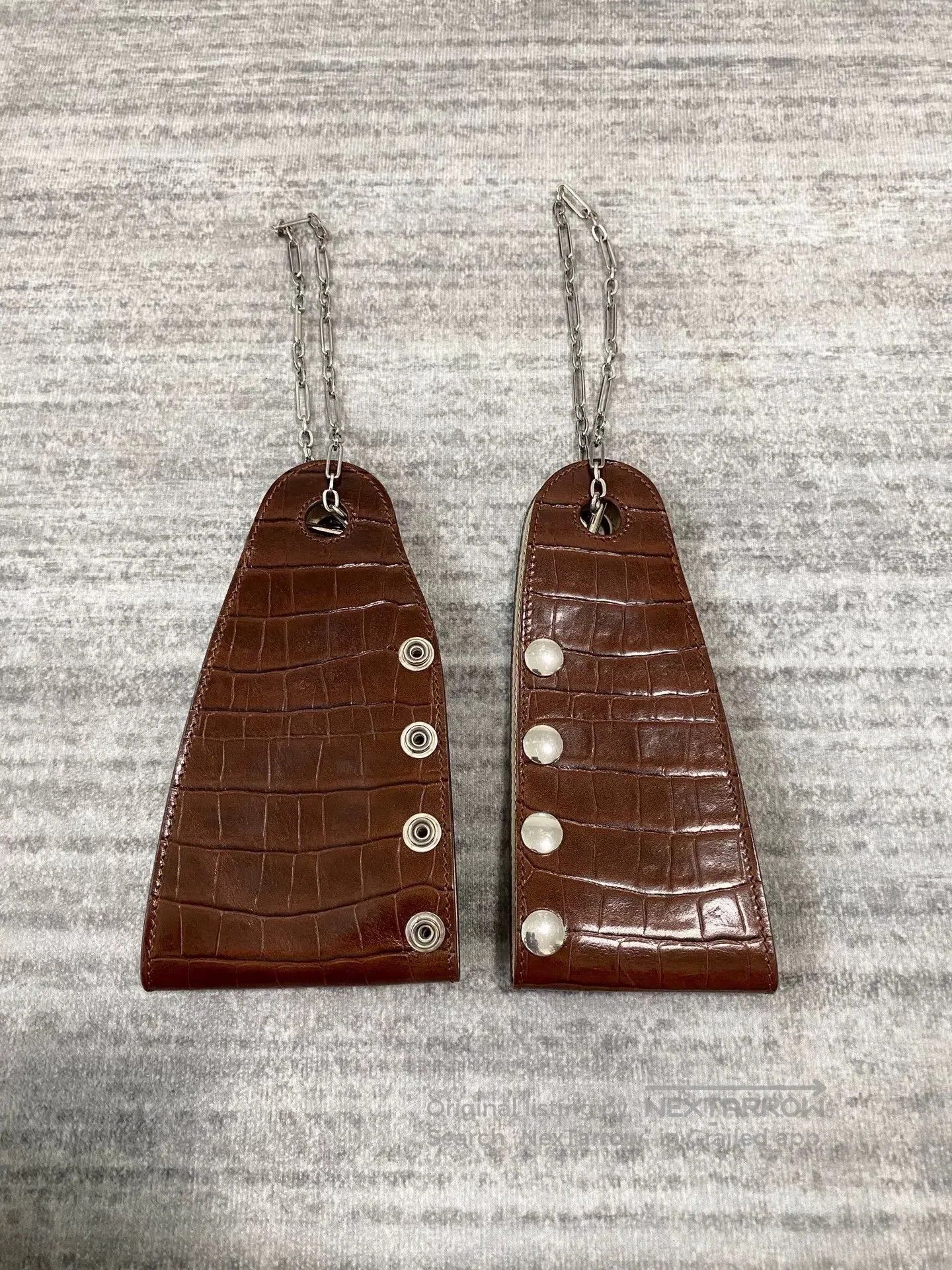 Lemaire burgundy red crocodile texture chain bag. Size ONE SIZE - 3 Thumbnail