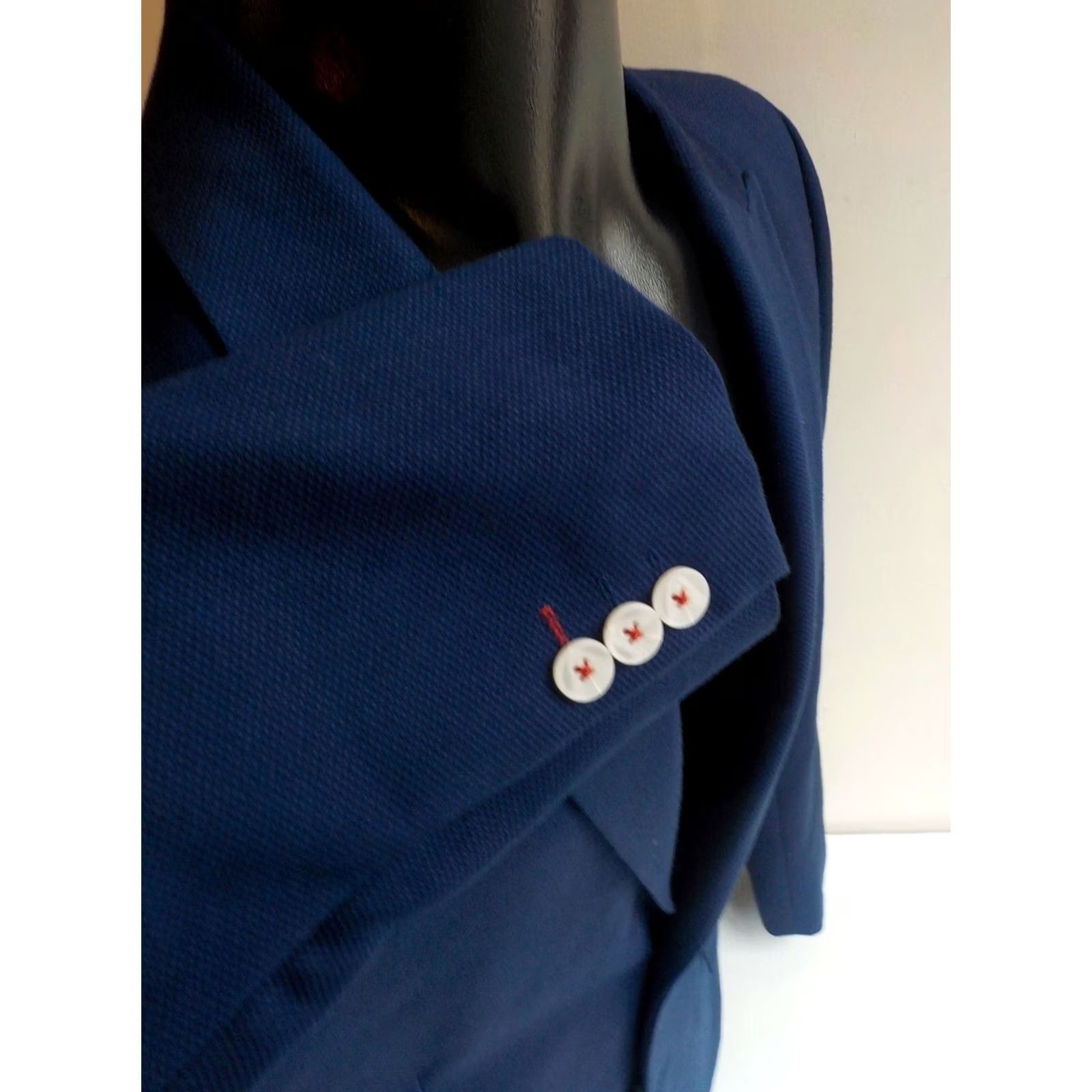 H&M H&M 2 Button Textured Suit Blue with White Buttons Jacket/Coat Size 40R Pants Size 33 Flat Front 30X? (Note: This is invalid due to constraints) Size 40R - 5 Thumbnail