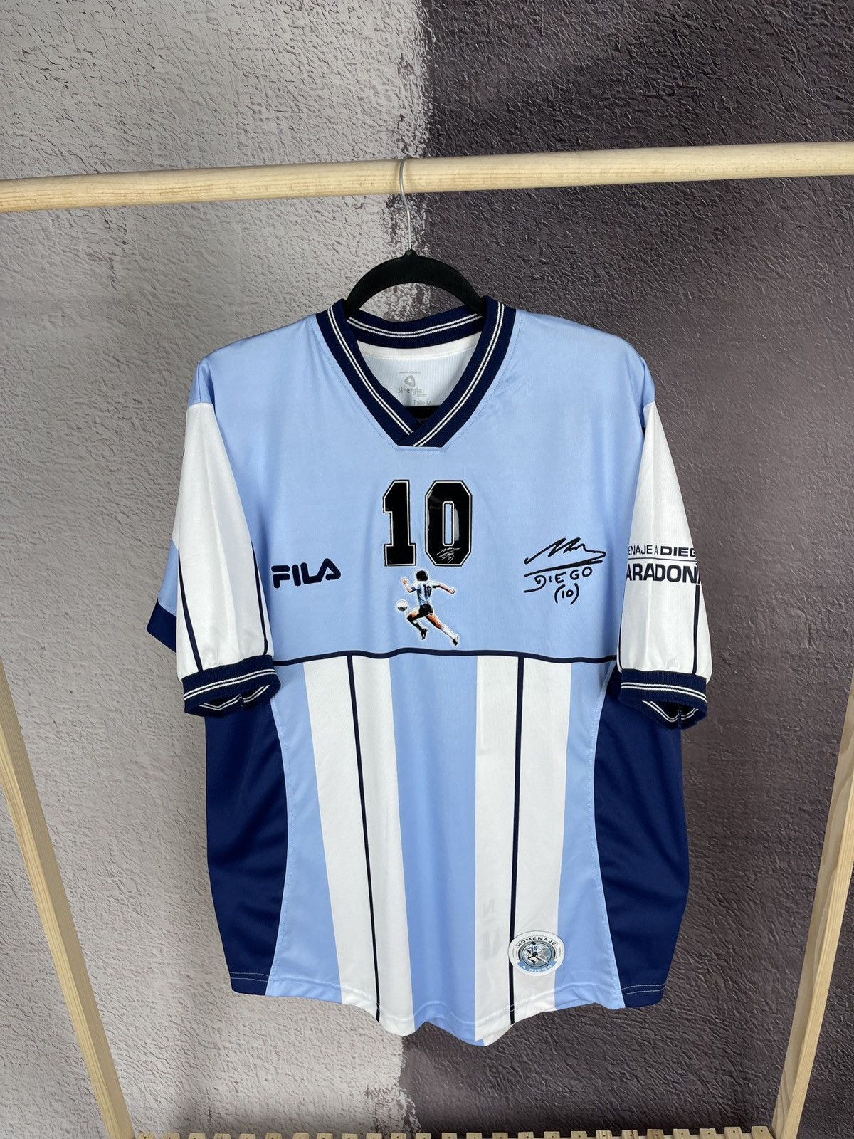 Other Limited Edition Jersey Argentina Maradona football soccer Size US M / EU 48-50 / 2 - 1 Thumbnail