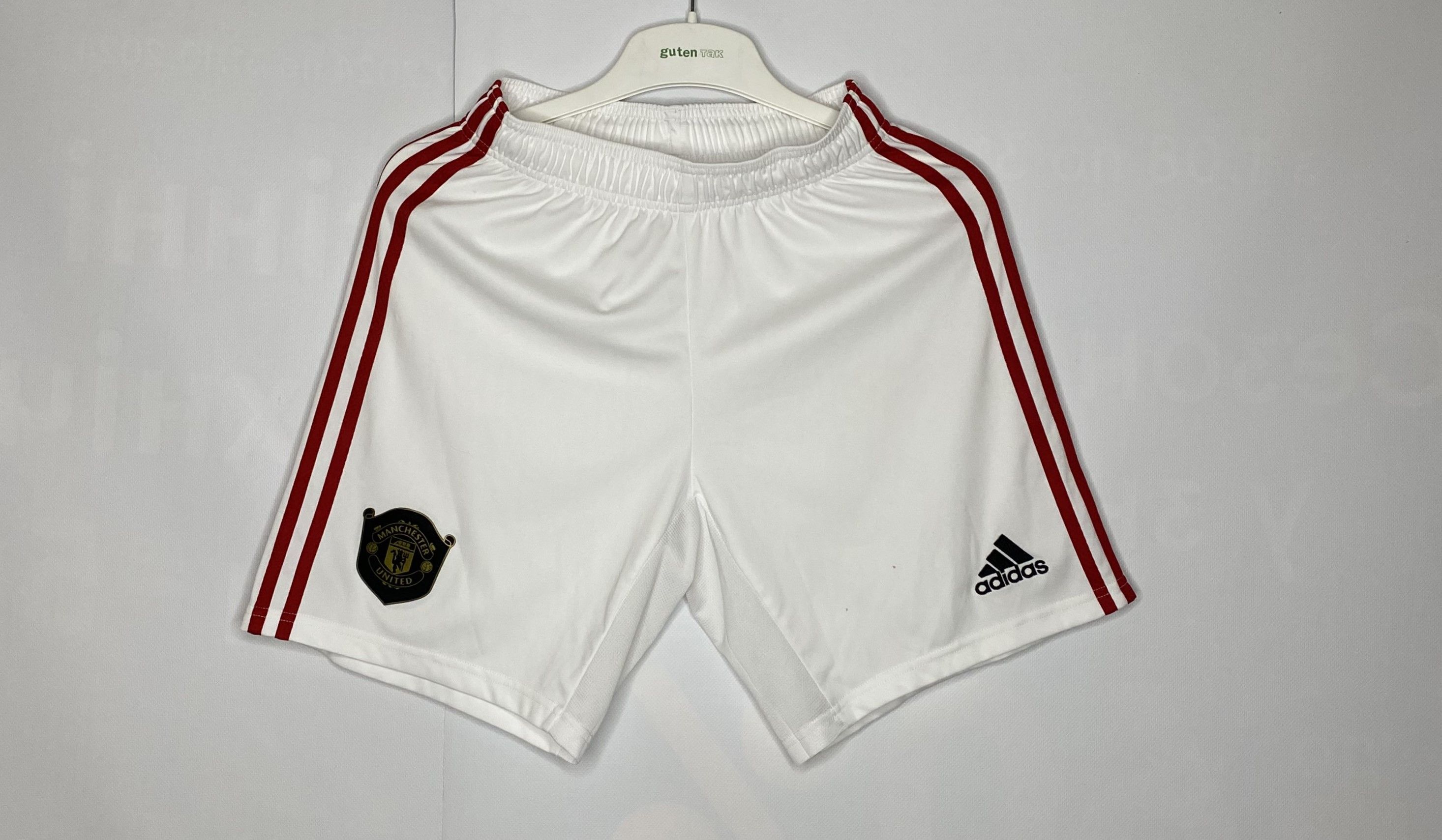 Adidas MANCHESTER UNITED 2019 2020 HOME FOOTBALL SOCCER SHORTS Size US 32 / EU 48 - 1 Thumbnail
