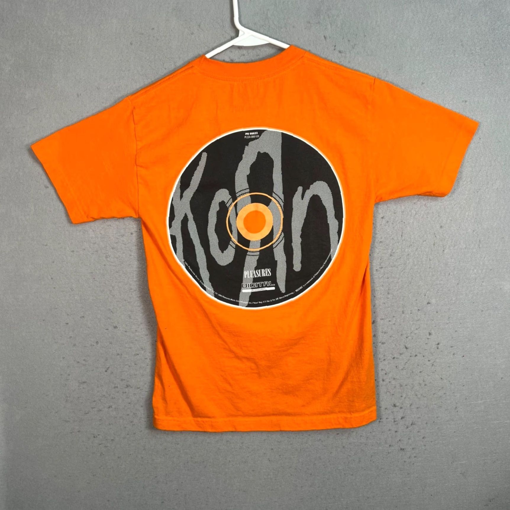 Pleasures VINTAGE Korn T-Shirt Shirt Adult Small Orange 100% Cotton 2018 Graphic Tee Mens Size US S / EU 44-46 / 1 - 2 Thumbnail