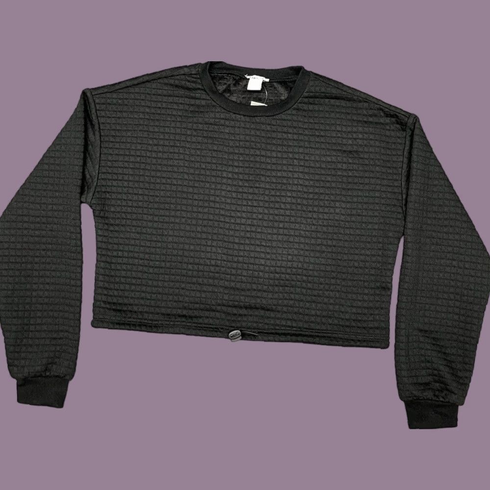Vintage Rue21 Cropped Sweatshirt Womens S Black Long Sleeve Quilted New Size S / US 4 / IT 40 - 1 Thumbnail