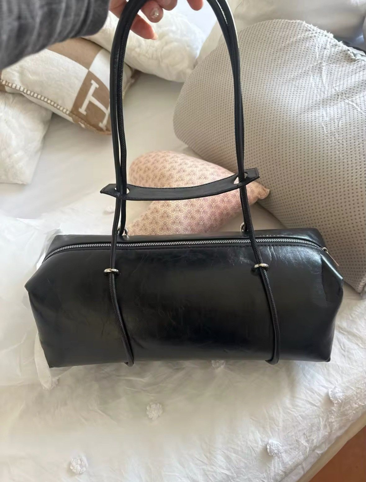 Japanese Brand Y2K Women's Bag Large Capacity Boston Pillow Handbag Size ONE SIZE - 3 Thumbnail