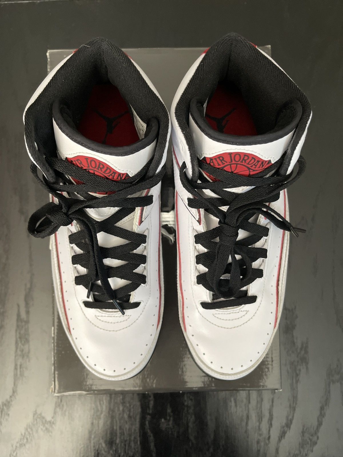 Jordan Brand Air Jordan 2 Chicago/QF 2010 Size US 9.5 / EU 42-43 - 3 Thumbnail