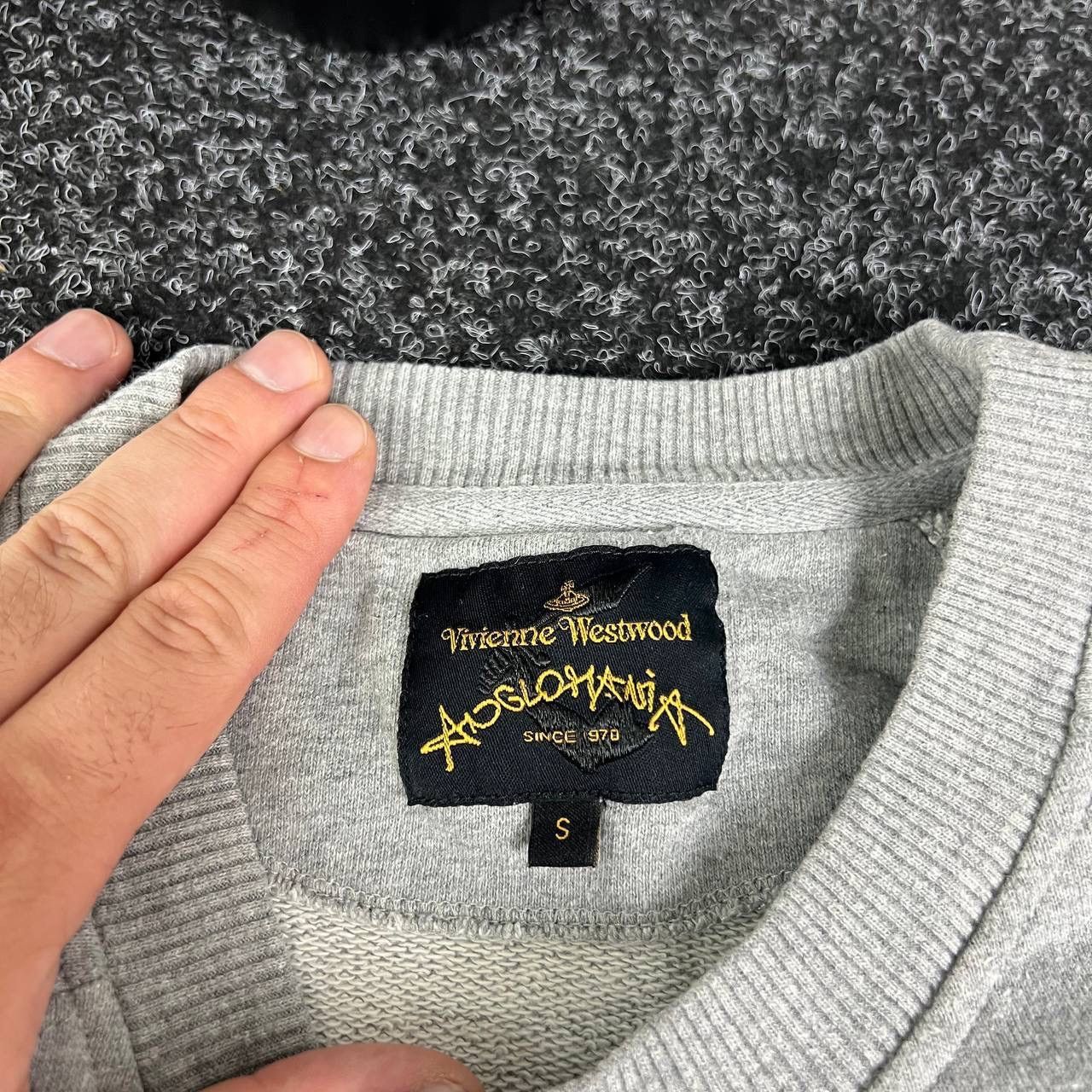 Vivienne Westwood Vivienne Westwood sweatshirt big logo designer avant garde Size US S / EU 44-46 / 1 - 3 Thumbnail