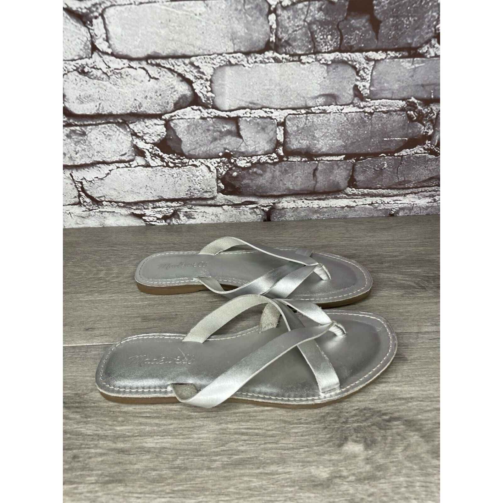 Madewell Madewell Boardwalk Silver Metallic Leather Thong Sandals Wom Size US 6.5 / IT 36.5 - 3 Thumbnail
