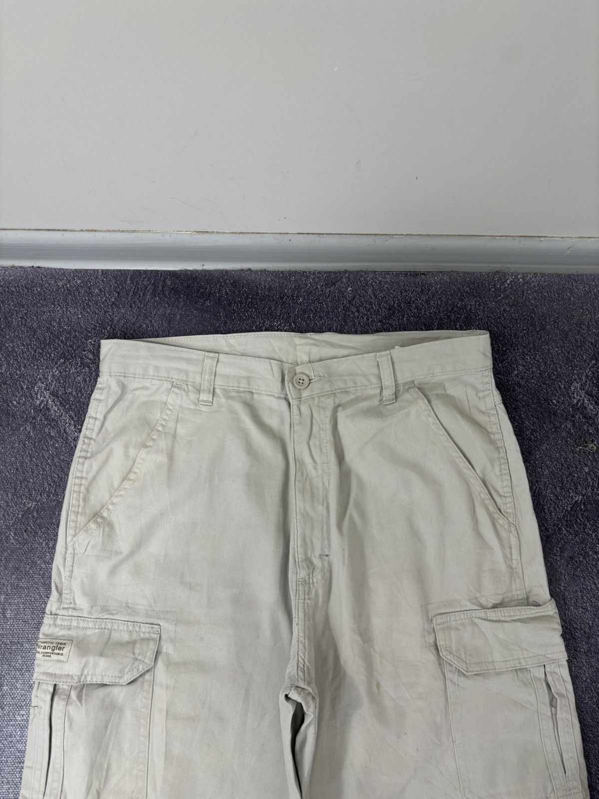 Vintage Vintage Wrangler Y2K Utility Hype USA Beige Cargo Shorts Size US 32 / EU 48 - 8 Thumbnail