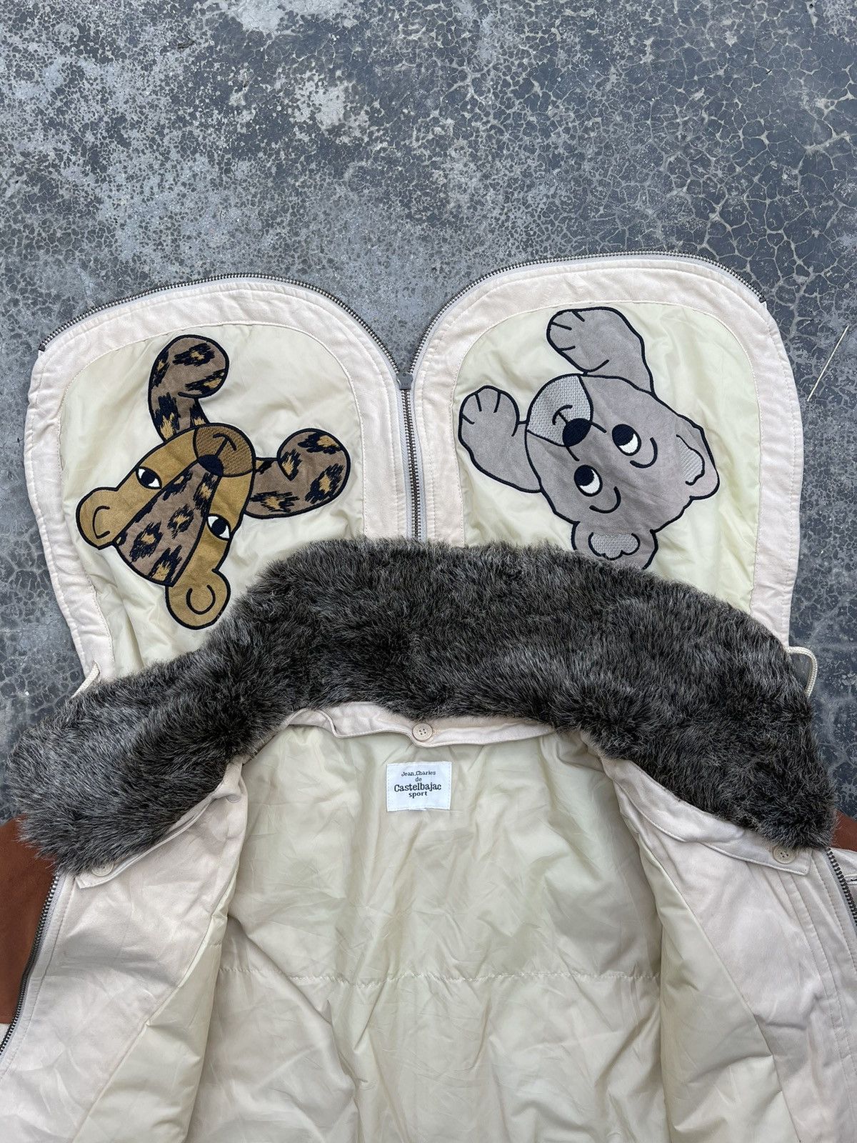 Jean Charles De Castelbajac × Vintage Vintage Castlebajac Family Collection Split Hood Jacket Size US L / EU 52-54 / 3 - 13 Thumbnail
