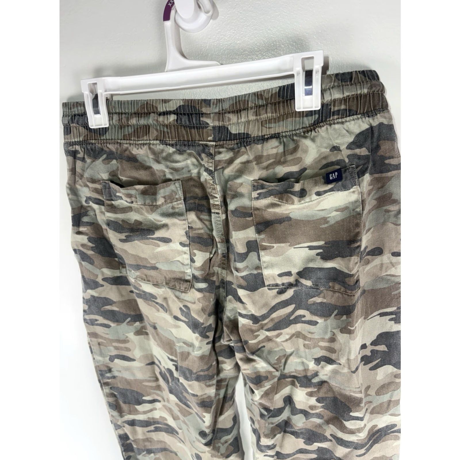 Gap Vintage Gap Camouflage Joggers Women’s Size M Twill Drawstring Waist Tapered Leg Casual Pants Size 32" / US 10 / IT 46 - 5 Thumbnail