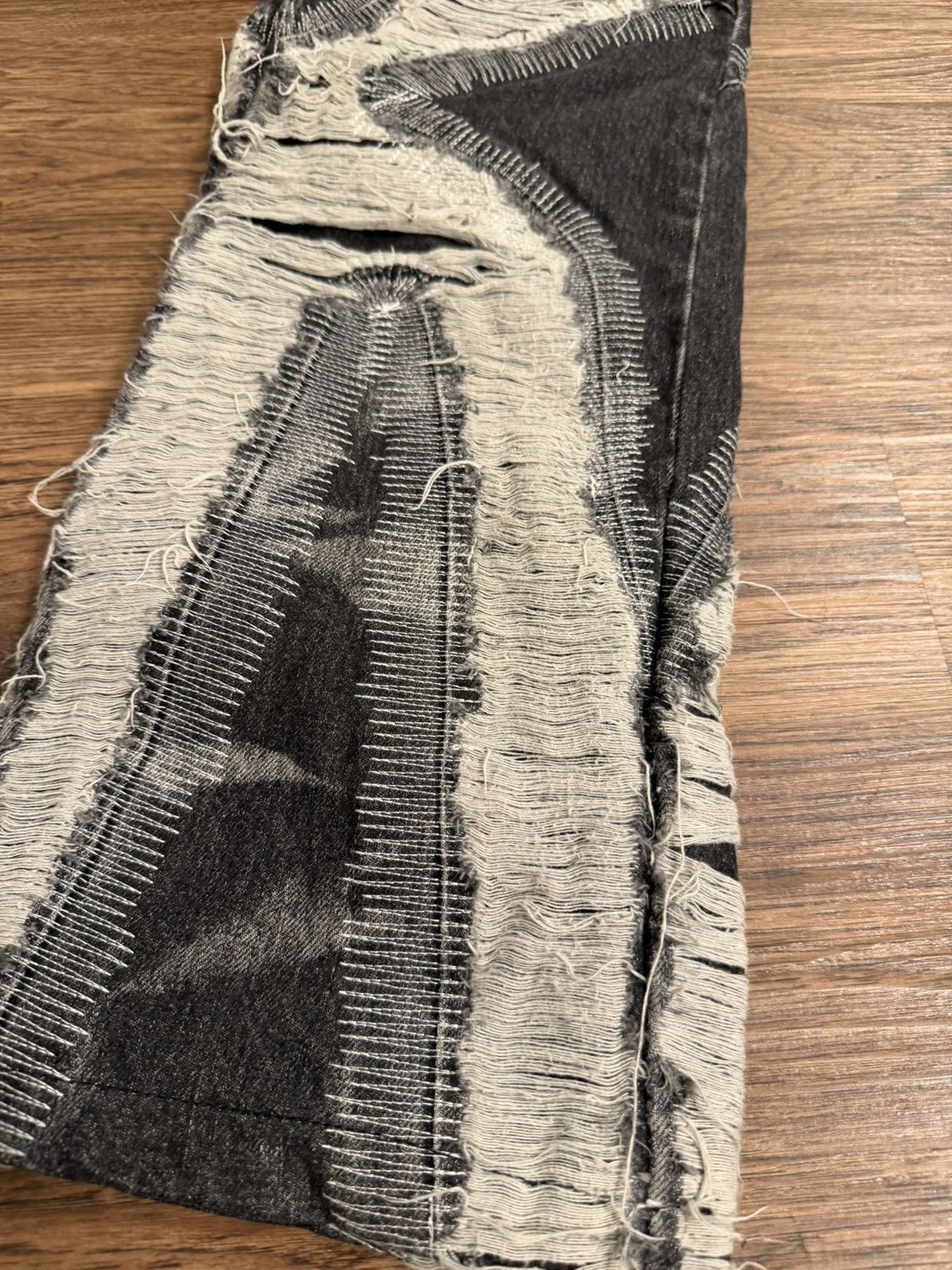 Who Decides War Who Decides War Black Denim Jeans Size US 32 / EU 48 - 2 Thumbnail