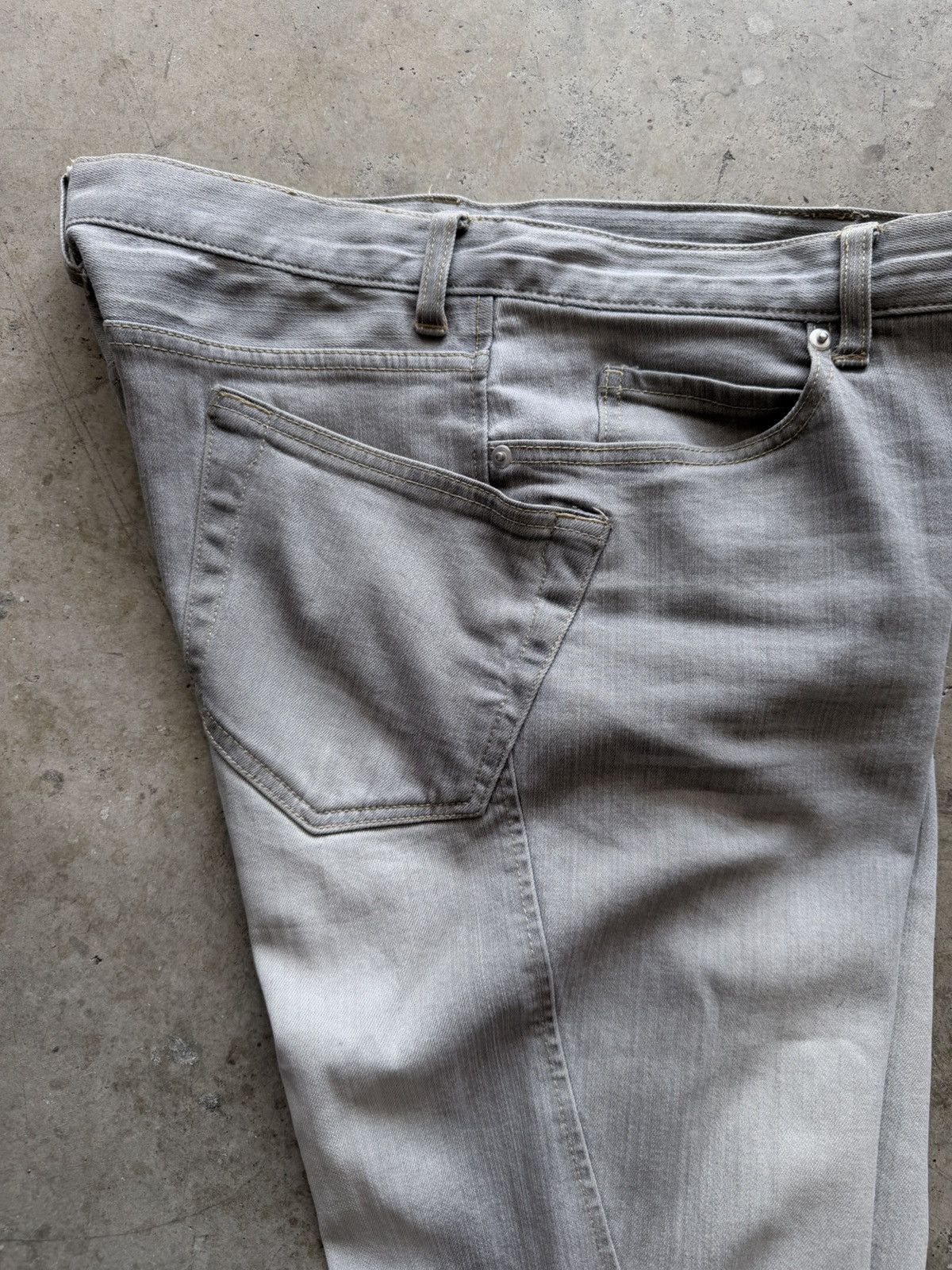 Japanese Brand Asymmetrical Spiral Bootcut Jeans Size US 31 - 3 Thumbnail