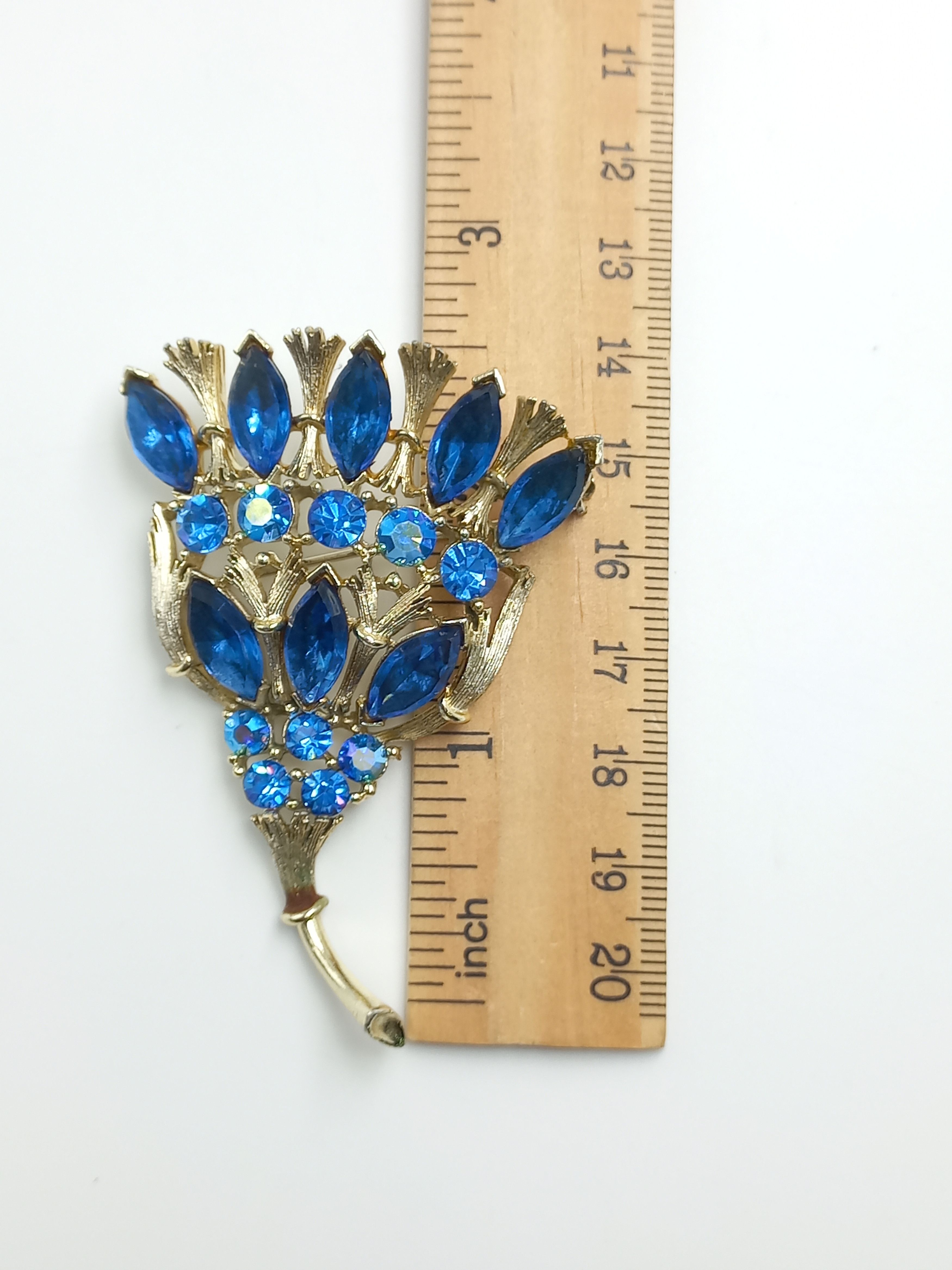 Other Vtg Lisner Sapphire Blue Rhinestone Gold Tone Crown Brooch Size ONE SIZE - 6 Thumbnail