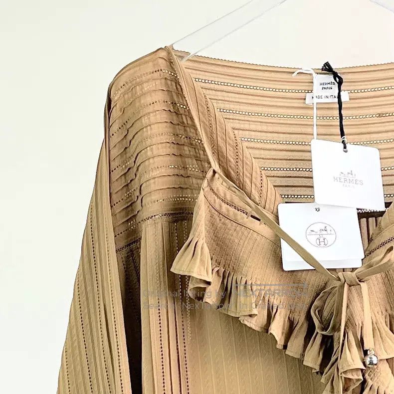 Hermes Hermes Exclusive Bell Sleeve V-Neck Dress Size XS / US 0-2 / IT 36-38 - 4 Thumbnail