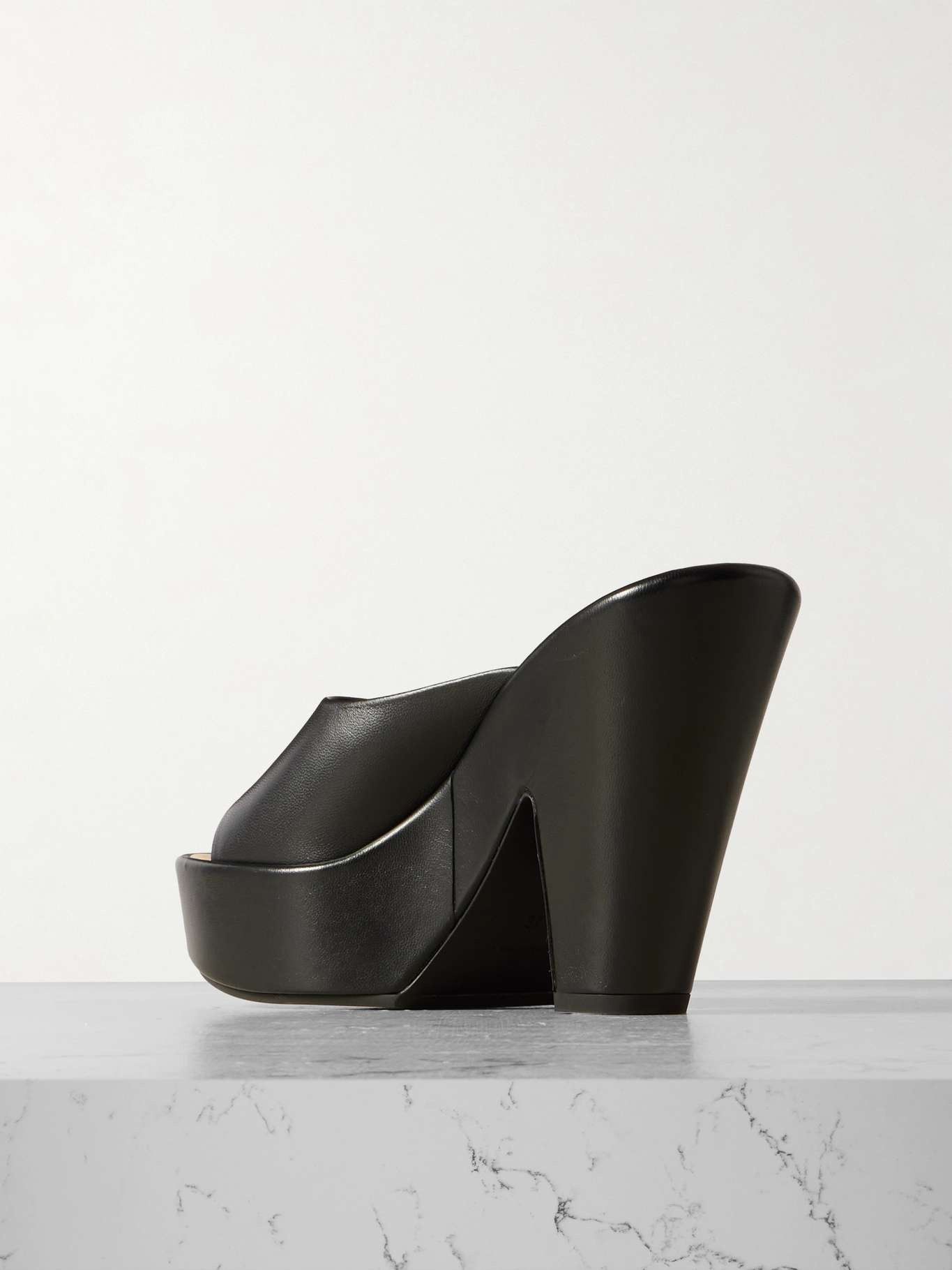 Givenchy o1w1db10925 4G Doll Mules in Cork in Black Size US 5 / IT 35 - 3 Thumbnail