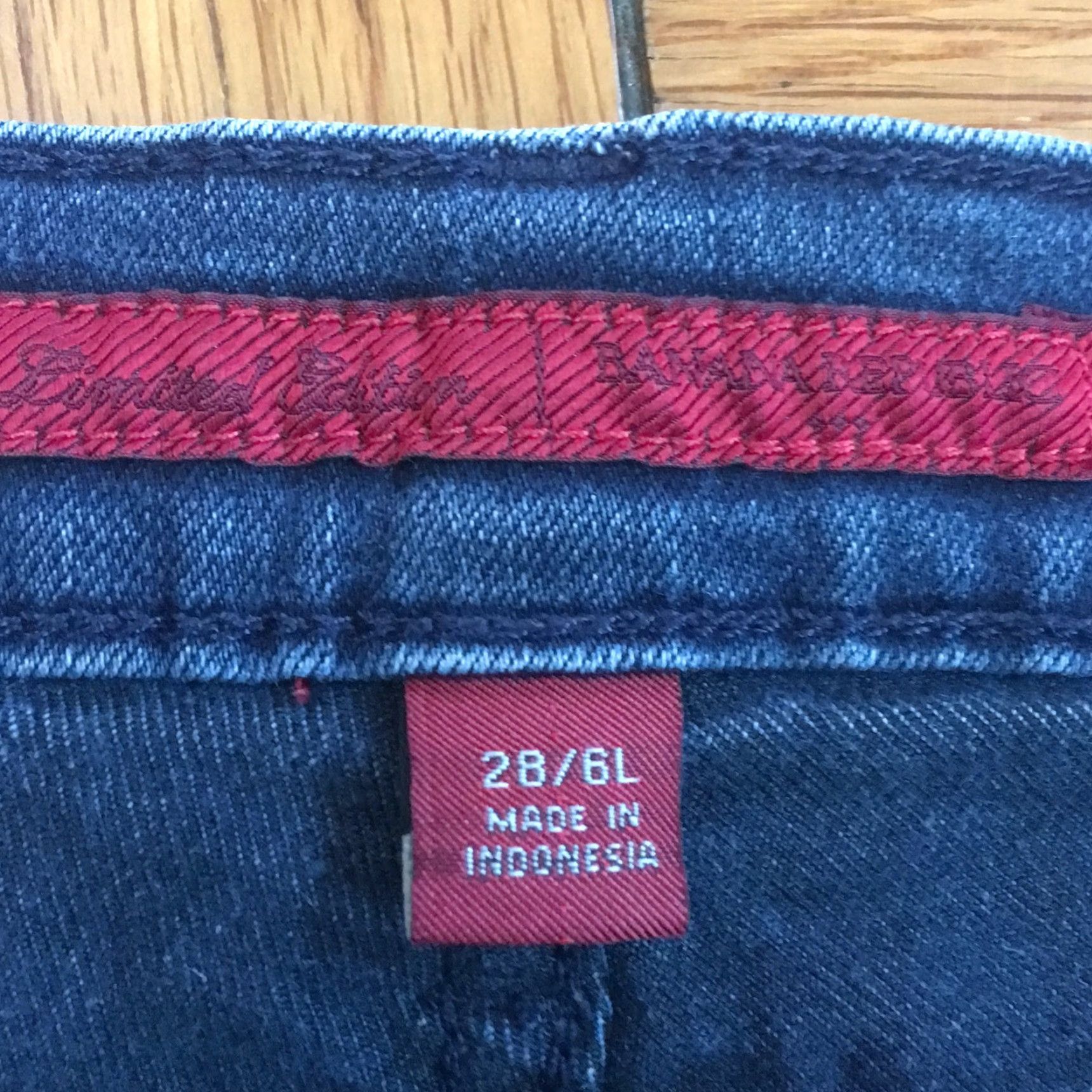 Banana Republic Banana Republic Jeans Womens Skinny Blue Denim 28/6 Regular 34 Inseam 5-Pocket Closure Button Vintage No Size 28" / US 6 / IT 42 - 6 Thumbnail