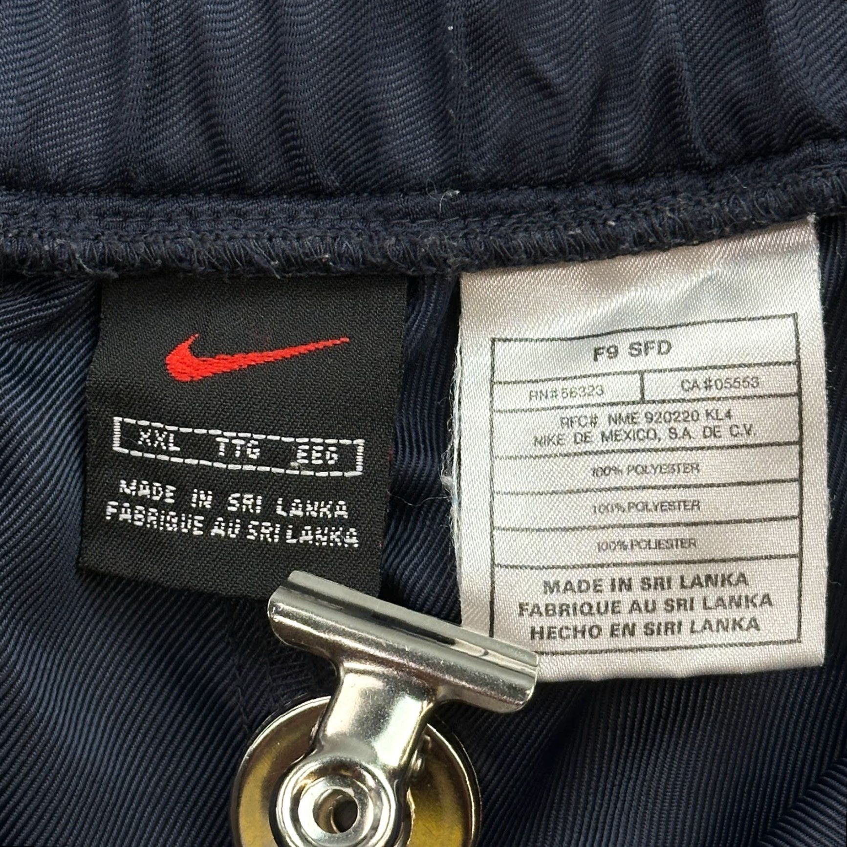 Nike VINTAGE Nike Shorts Mens 2XL Blue Yellow Cargo Elastic Waist Training Y2K Size US 39 - 6 Thumbnail