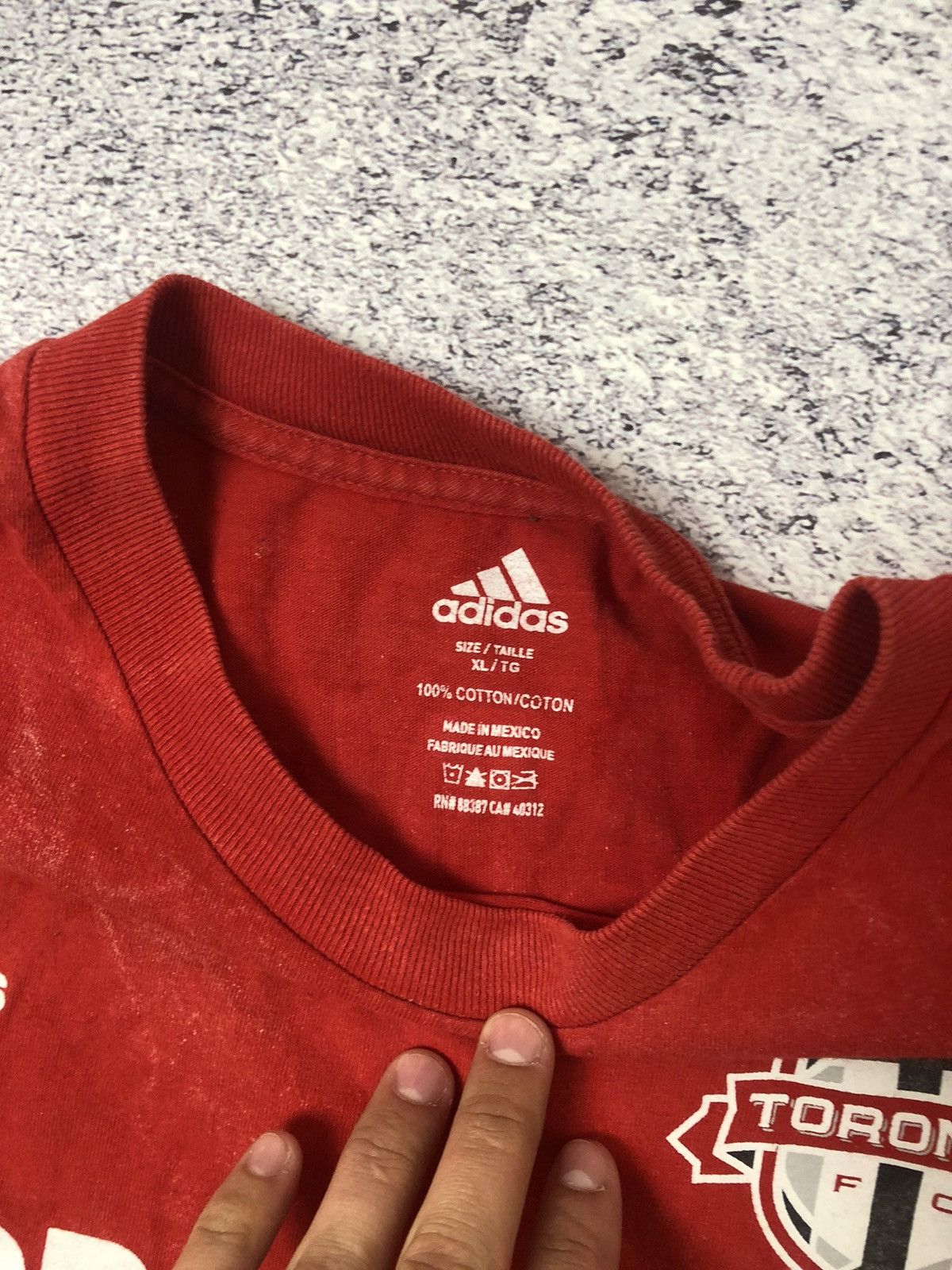 Vintage Men’s t-shirt adidas FC Toronto size Xl vintage Size US XL / EU 56 / 4 - 6 Thumbnail