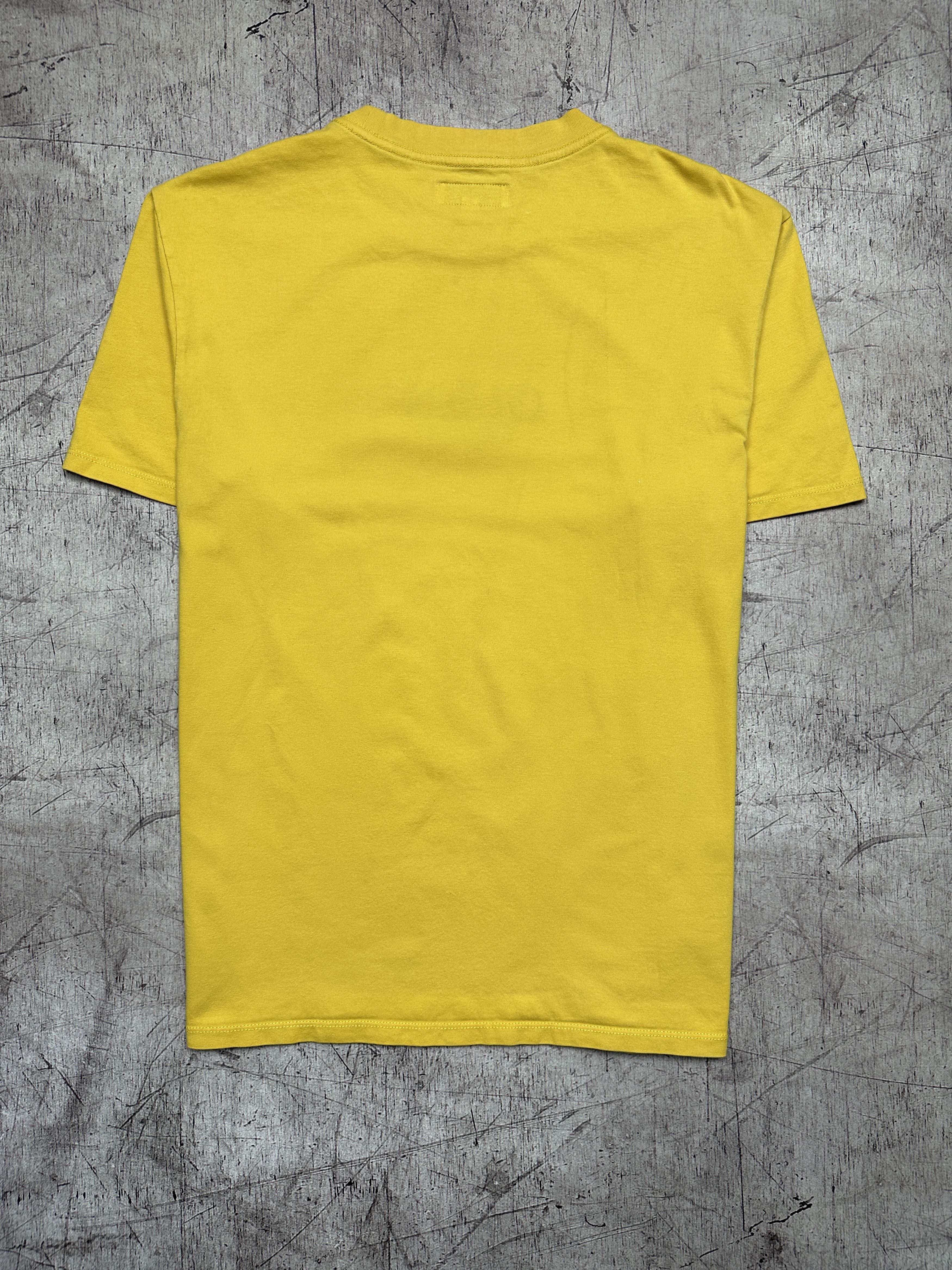 Guess × Vintage Guess Vintage Mens Center Logo T-Shirt Size US S / EU 44-46 / 1 - 6 Thumbnail