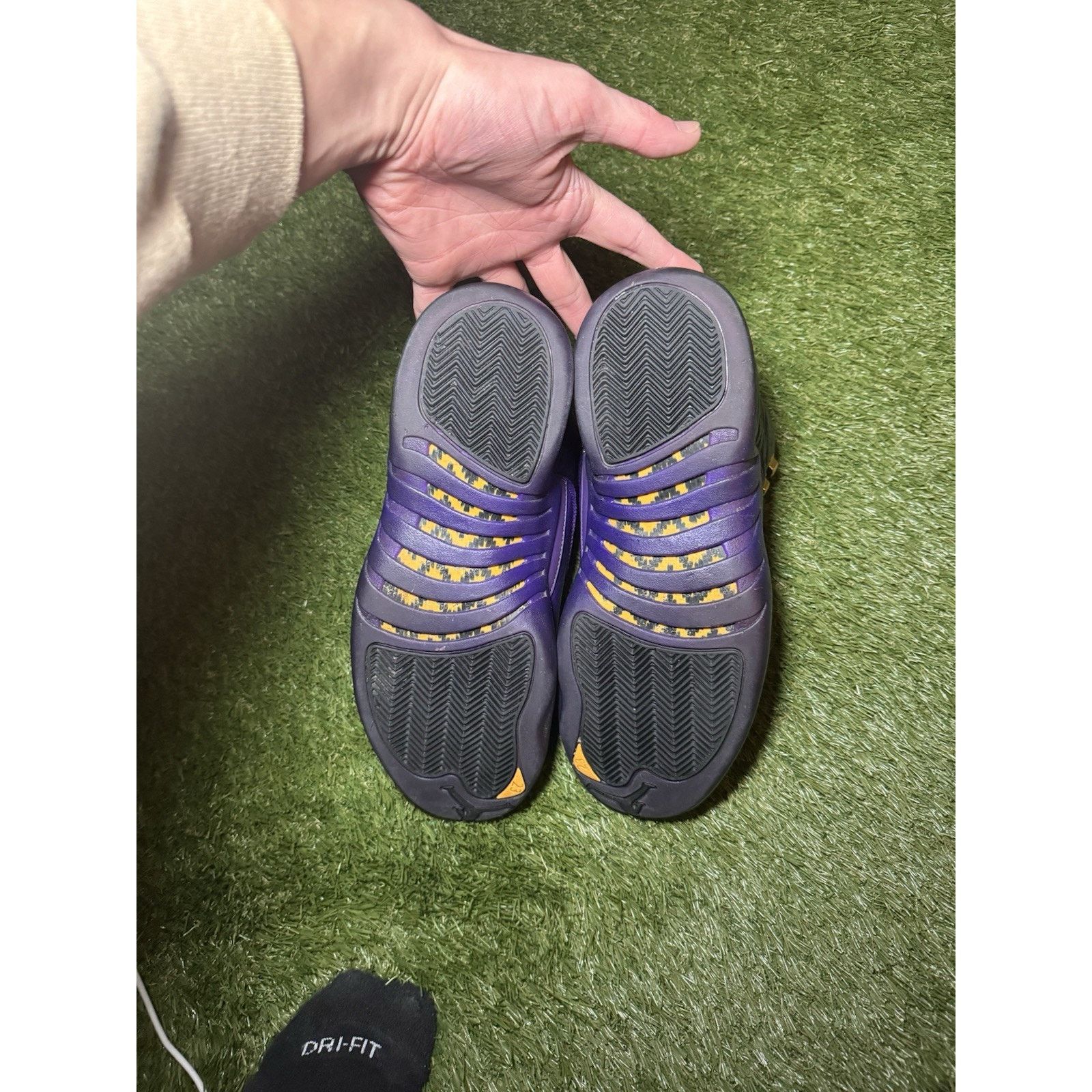 Jordan Brand Jordan 12 Retro Mid Field Purple Size 10 Size US 10 / EU 43 - 5 Thumbnail