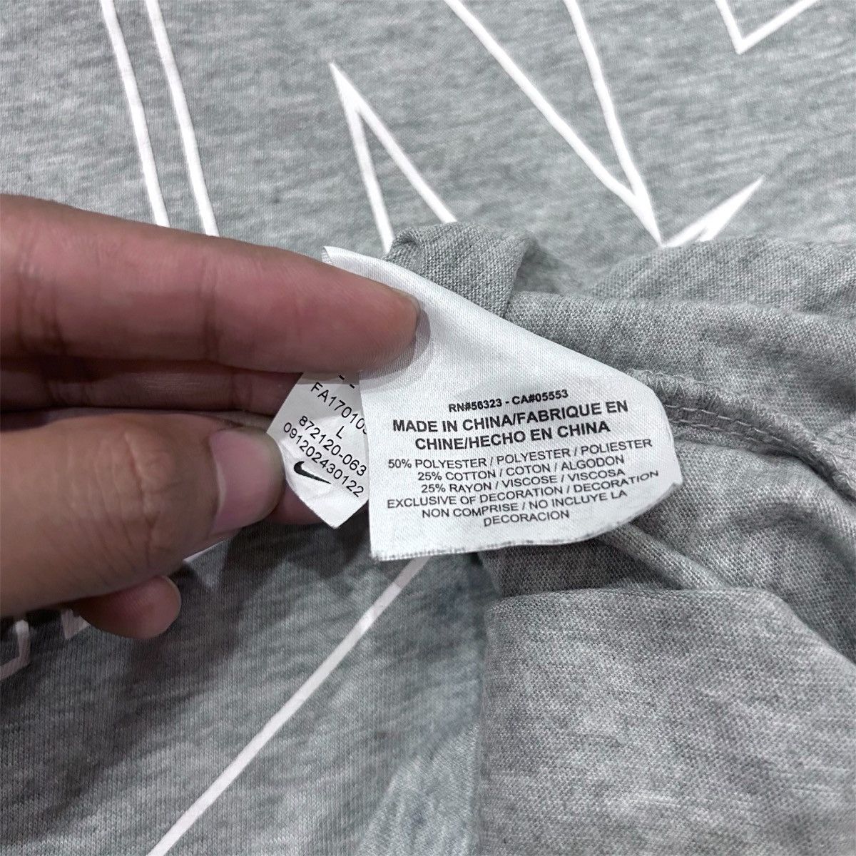 Nike Nike Swoosh Logo Grey OVP Tshirt Size US M / EU 48-50 / 2 - 6 Thumbnail