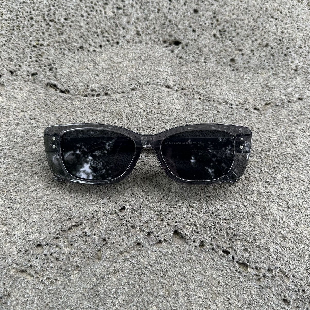 Other SUNGLASSES BRAND NEW CLASSIC RETRO VINTAGE QZ3770-01 Size ONE SIZE - 1 Thumbnail