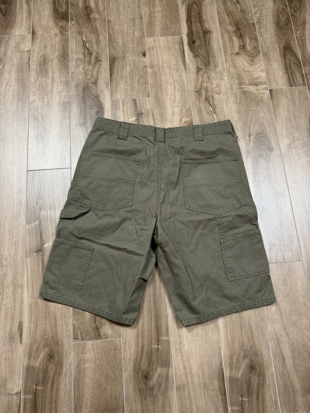 Vintage Green olive shorts Size US 32 / EU 48 - 2 Thumbnail