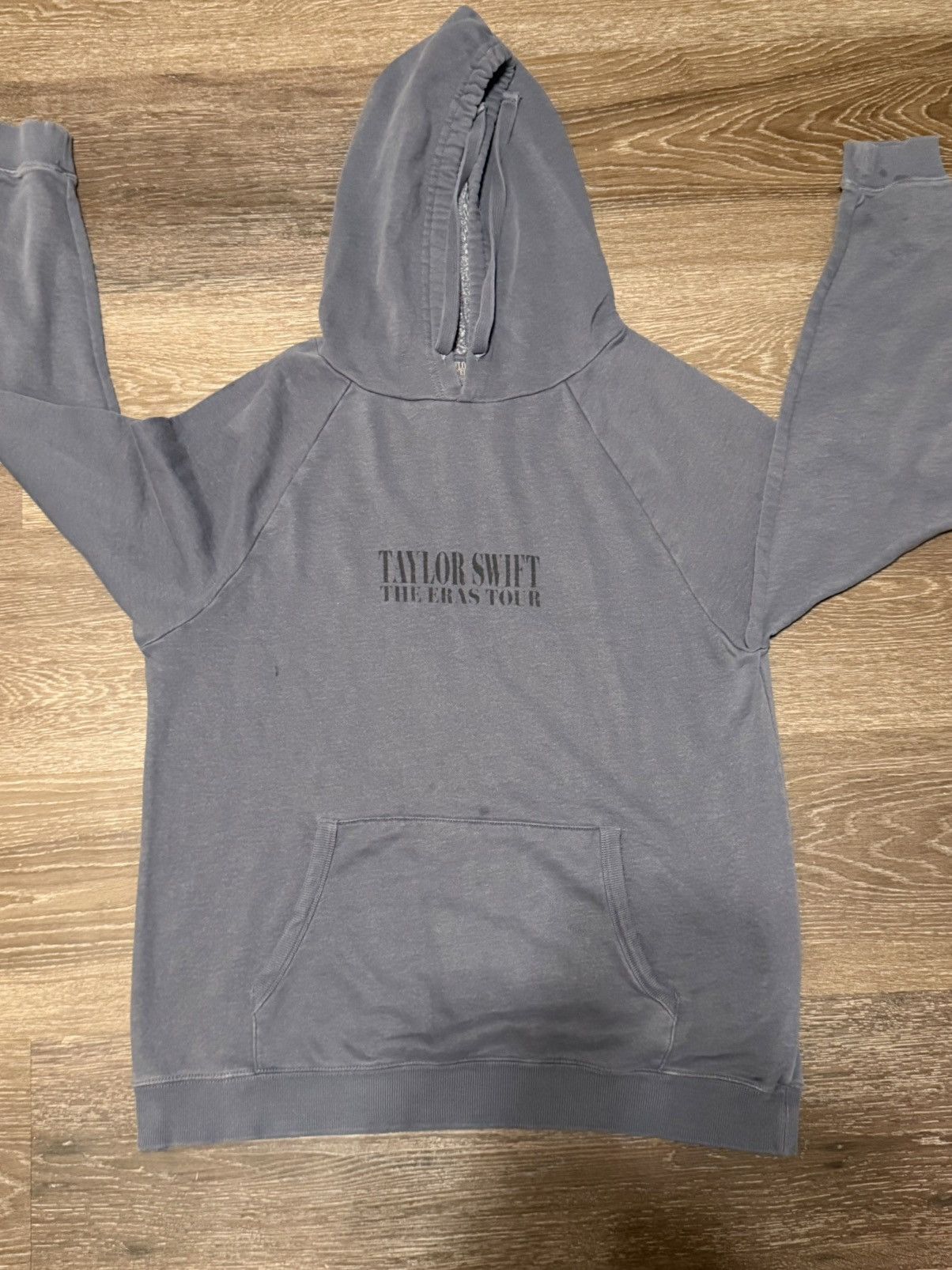 Other Taylor Swift “The Era tour” pullover hoodie Size M / US 6-8 / IT 42-44 - 1 Thumbnail
