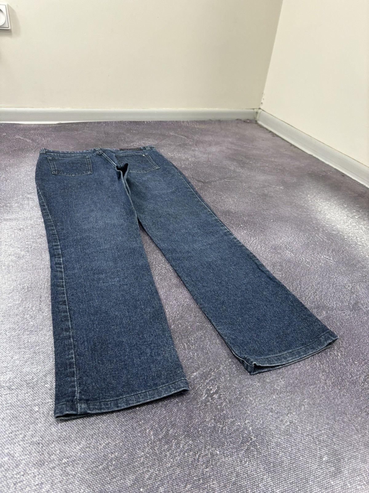 Valentino Vintage Valentino Women’s Blue Straight Fit Luxury Jeans Size 32" / US 10 / IT 46 - 5 Thumbnail