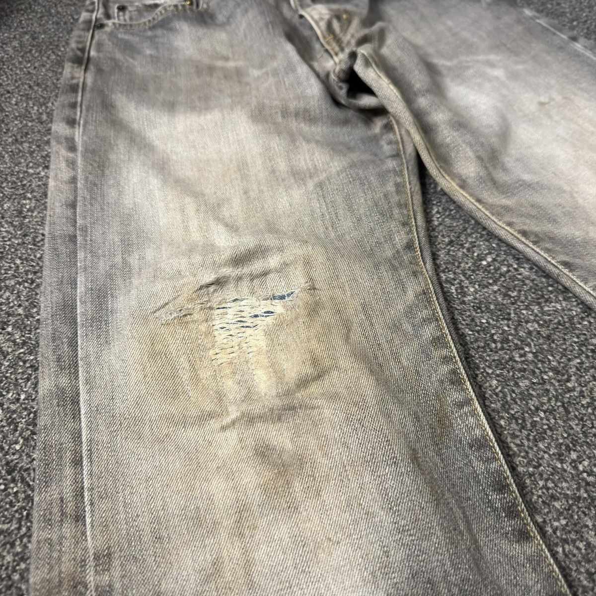 Undercover × Uniqlo Vintage Uniqlo S002 Regular Fit Straight Distressed Faded Size US 31 - 6 Thumbnail