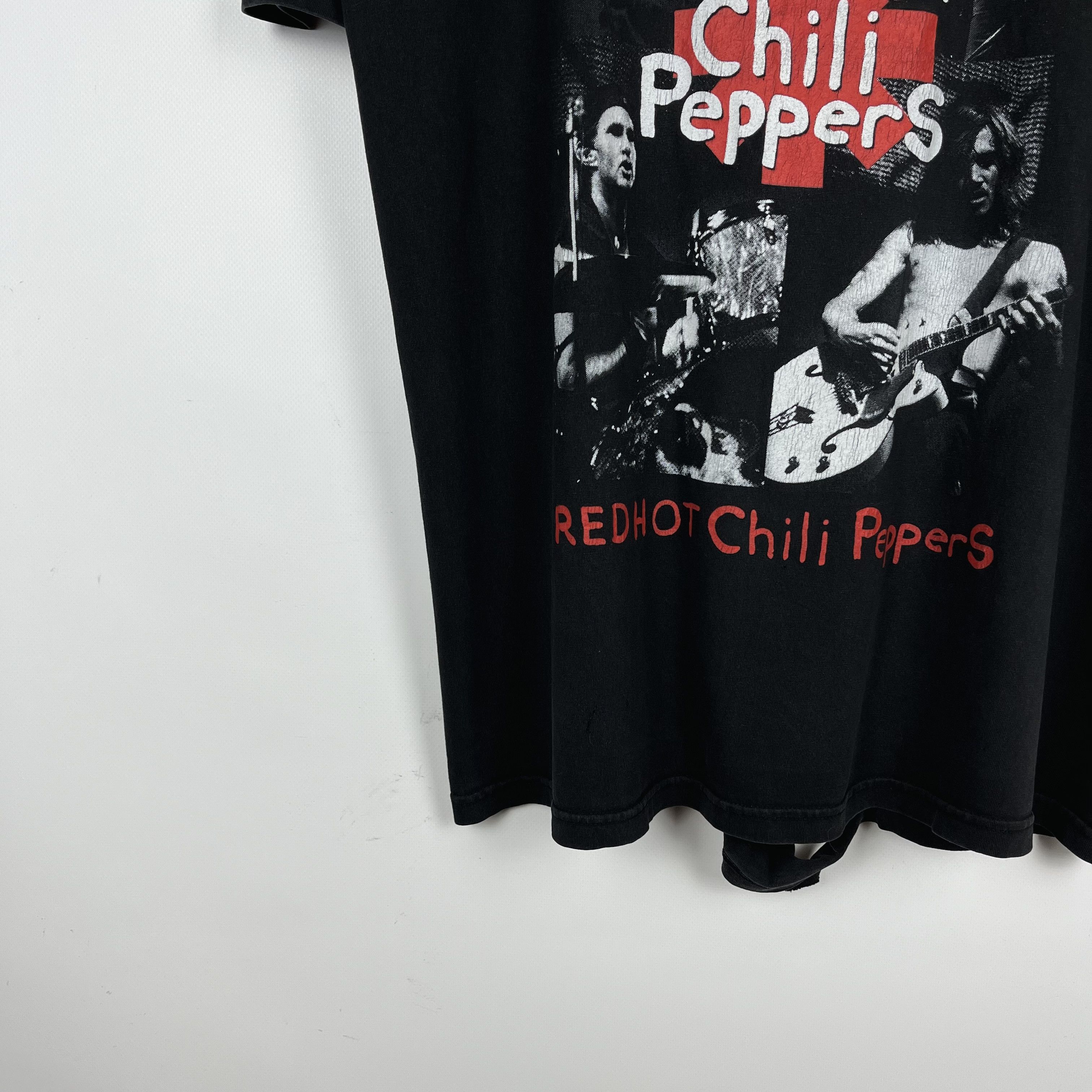 Band Tees Vintage Red Hot Chilli Peppers Rare Rock Band T Shirt 90’s Size US XL / EU 56 / 4 - 4 Thumbnail