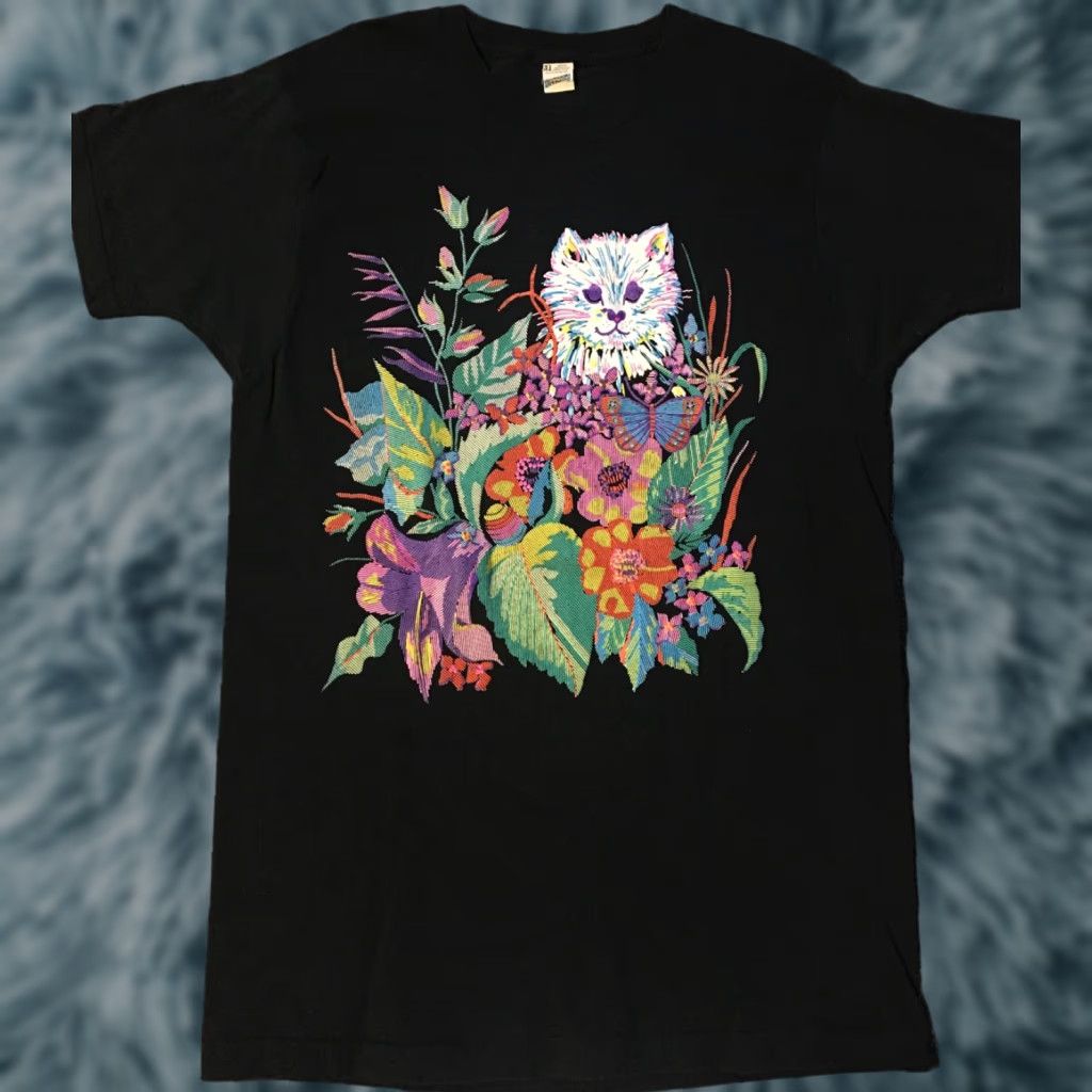 Vintage VINTAGE Cat Flowers Art Shirt XL Black 80s 90s Single Stitch Mens T-Shirt USA Animals Nature Picasso Pop Art Retro Grunge Beach Cartoon Dinosaur? Size US XL / EU 56 / 4 - 1 Thumbnail