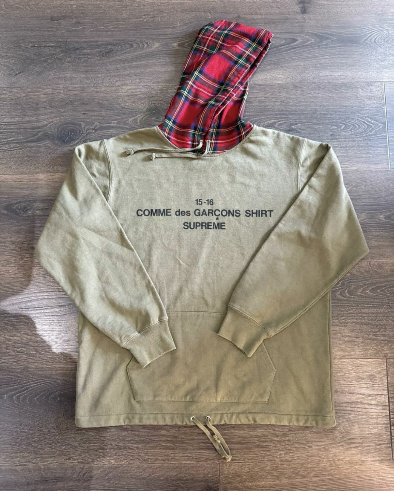 Comme des Garcons Supreme cdg Olive hooded sweatershirt Size US XL / EU 56 / 4 - 1 Thumbnail