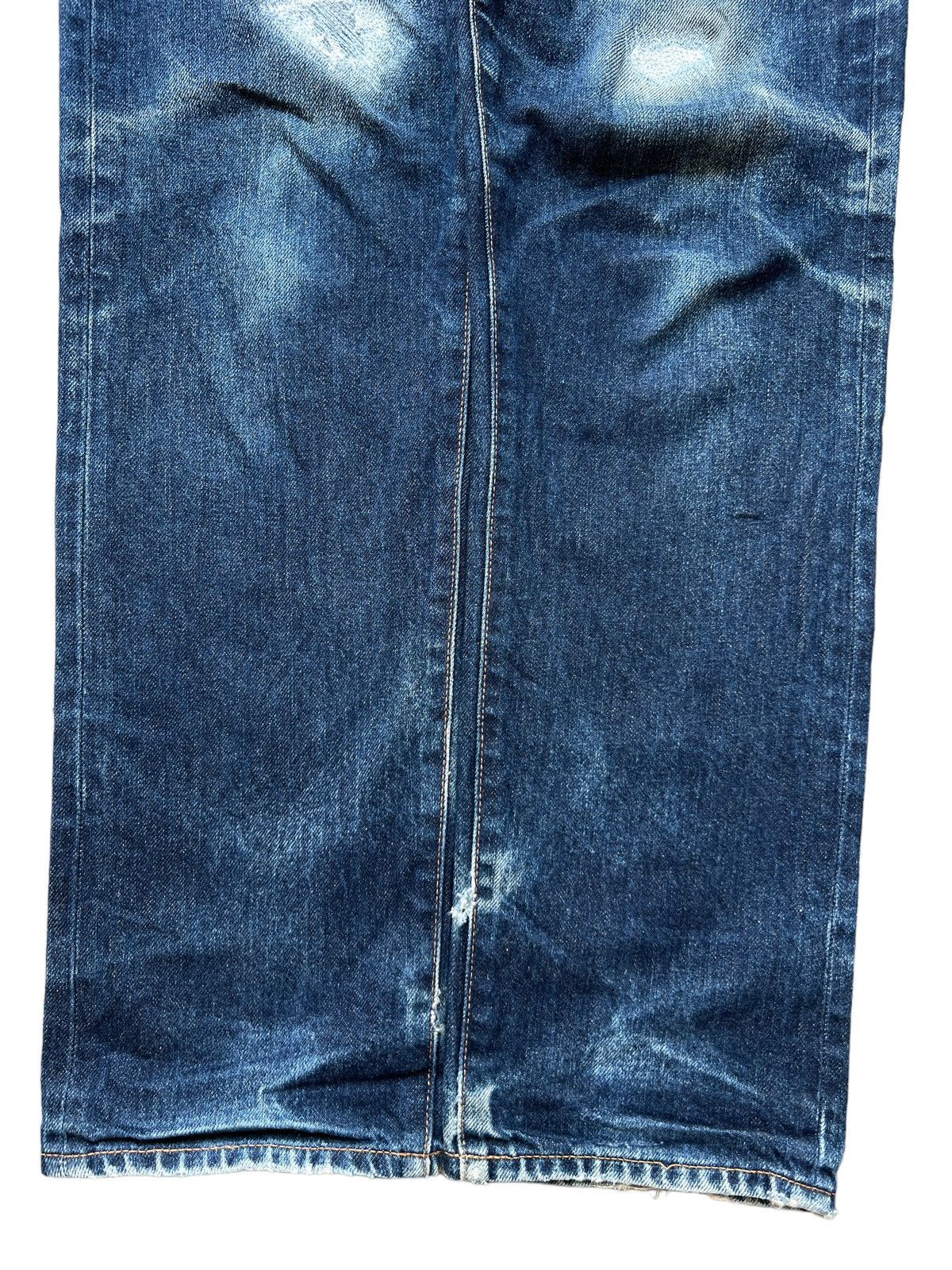 Uniqlo Vintage Japanese Uniqlo Distressed Denim Jeans 32x32 Size US 32 / EU 48 - 5 Thumbnail
