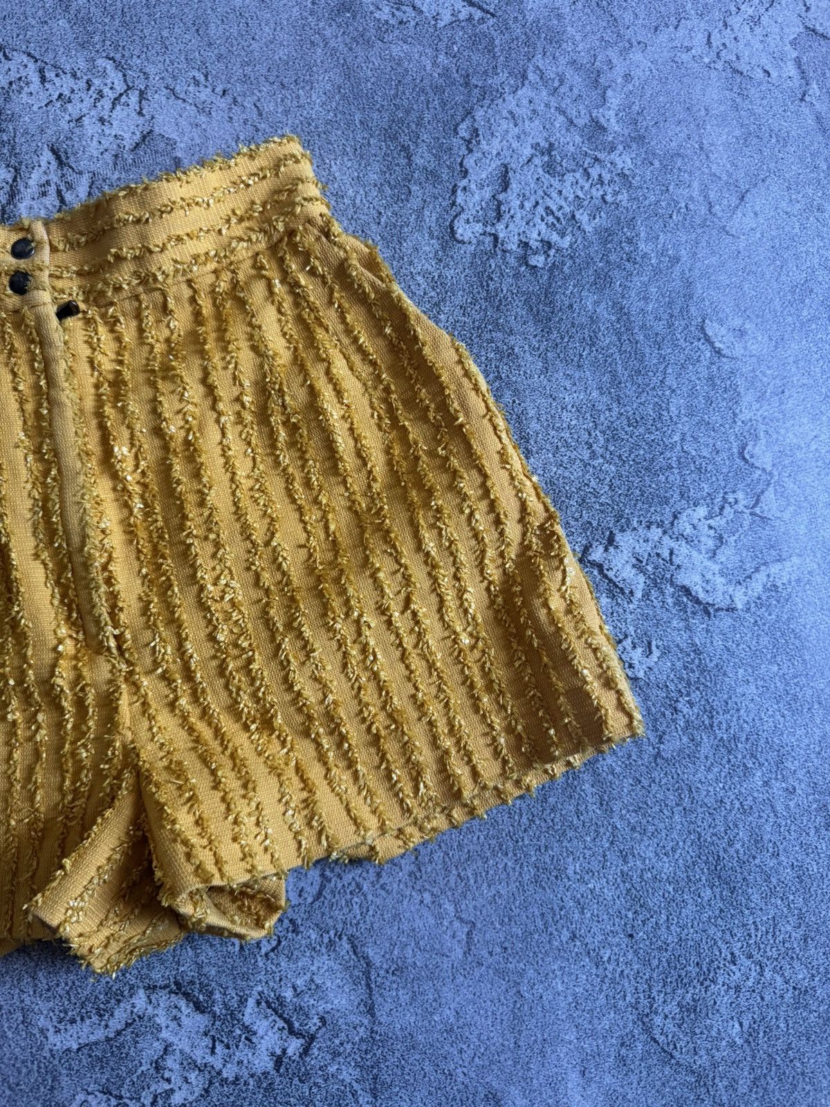 Dolce & Gabbana Dolce & Gabbana 40size fuzzy shorts 🩳 luxury Size 27" / US 4 / IT 40 - 6 Thumbnail