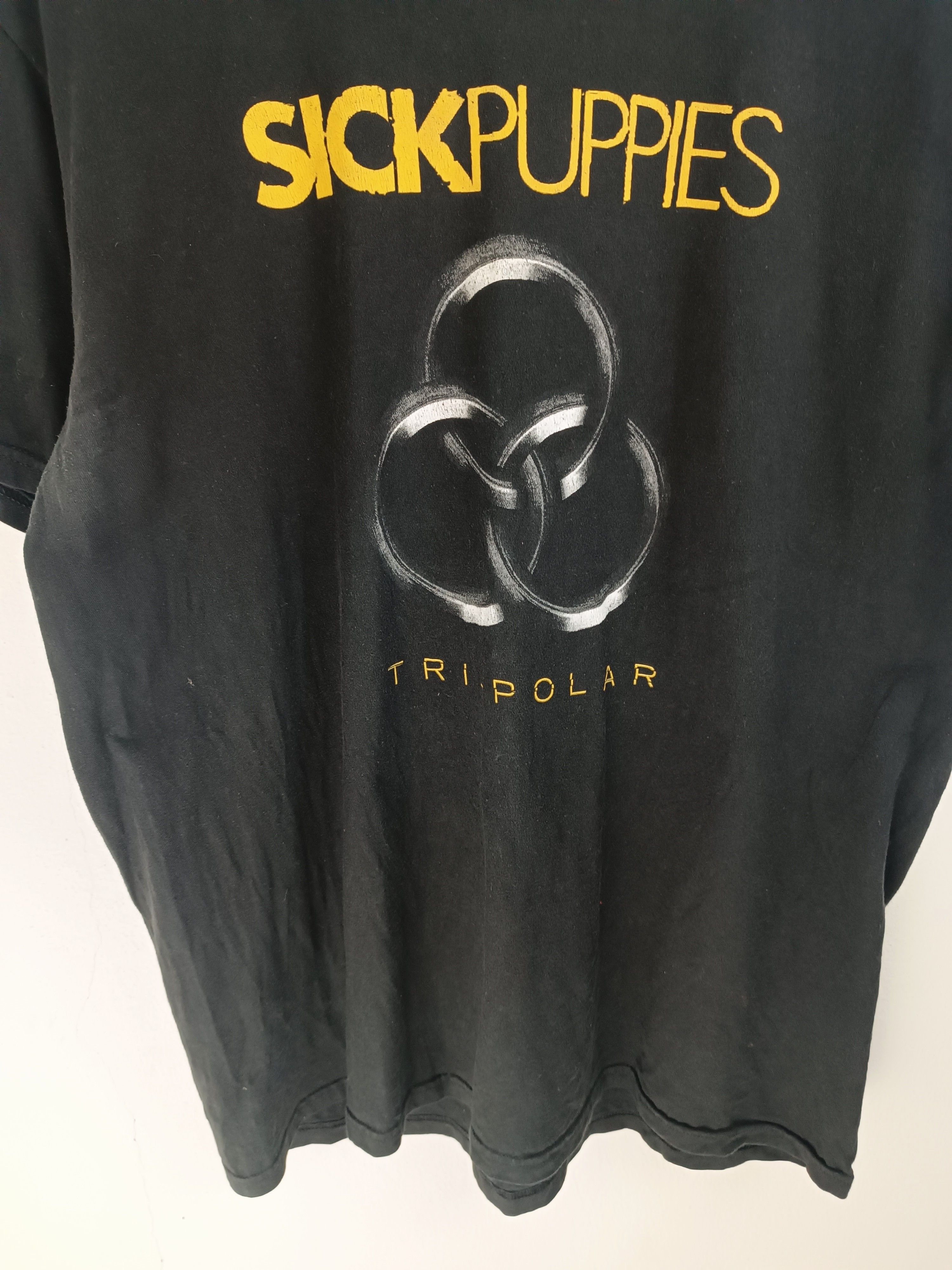Vintage VINTAGE '09 SICK PUPPIES SO SICK TOUR TEE 3 DAYS GRACE Size US L / EU 52-54 / 3 - 6 Thumbnail