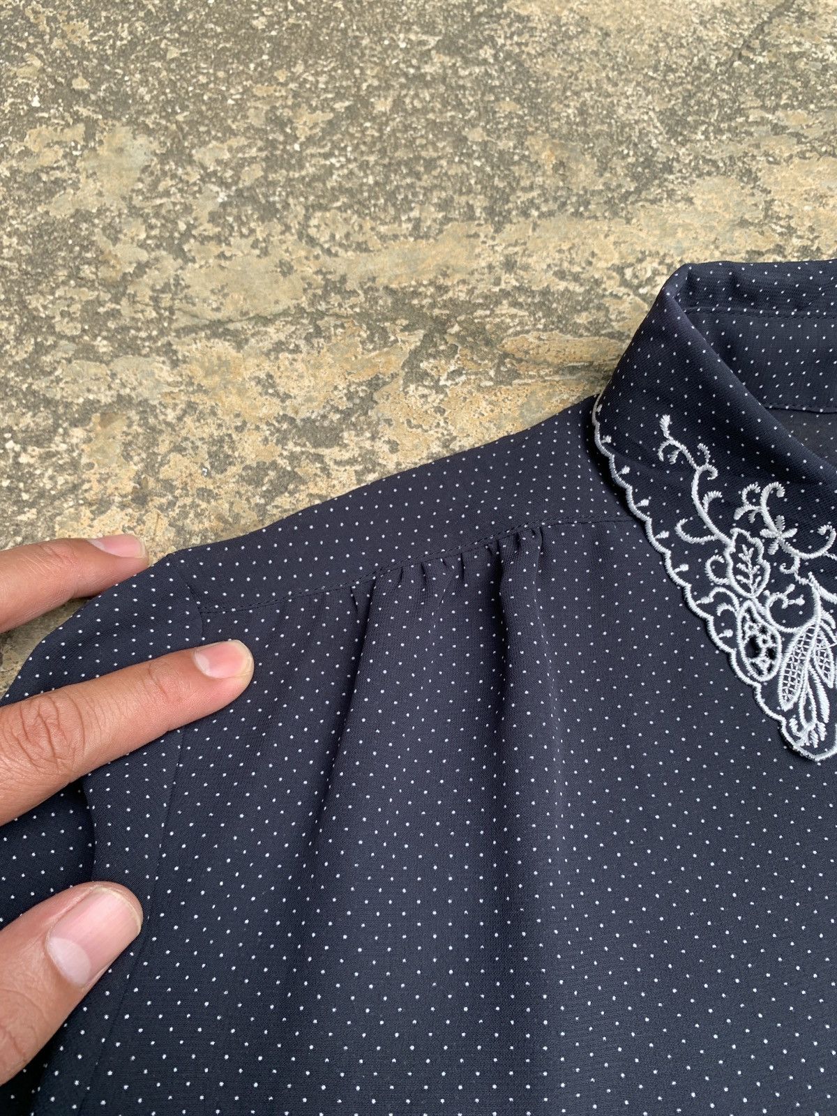 Japanese Brand Japanese Brand Trim Embroidery Mikro Polkadot Silk Shirt Size L / US 10 / IT 46 - 5 Thumbnail