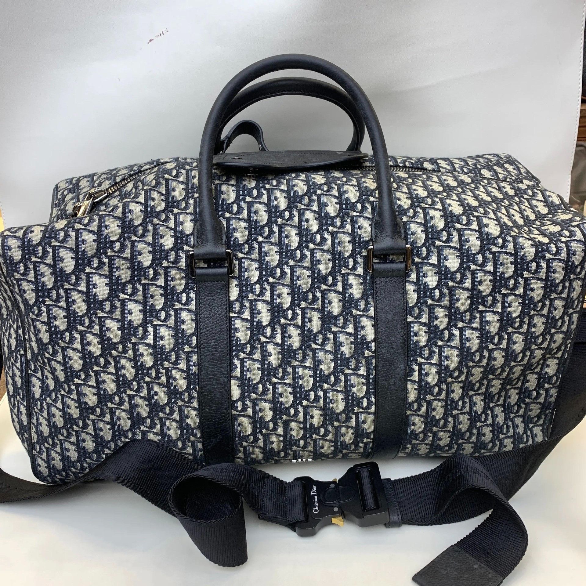 Dior Pre-loved Bag Very good condition Size ONE SIZE - 1 Thumbnail