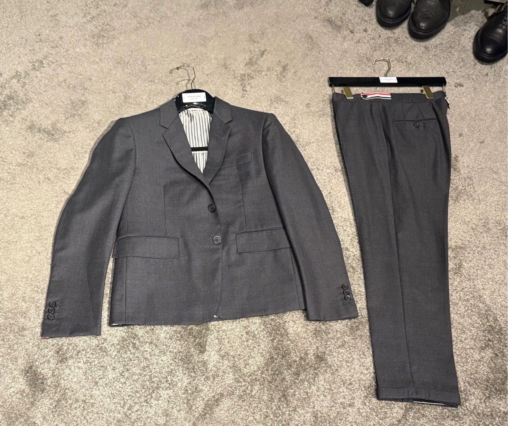 Thom Browne Thom Browne Classic Dark Grey Wool Suit Size 1 (9/10) Size US S / EU 44-46 / 1 - 3 Thumbnail