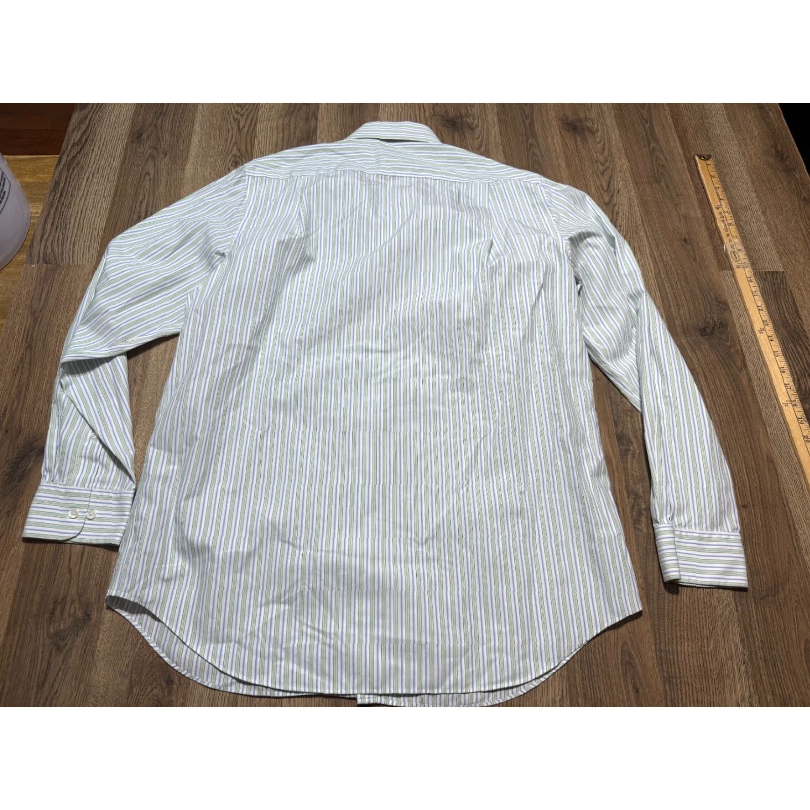 Croft & Barrow Croft & Barrow Shirt Mens 16.5 34/35 Button Up Classic Fit White Blue Green Casual Easy Care Size US XL / EU 56 / 4 - 2 Thumbnail